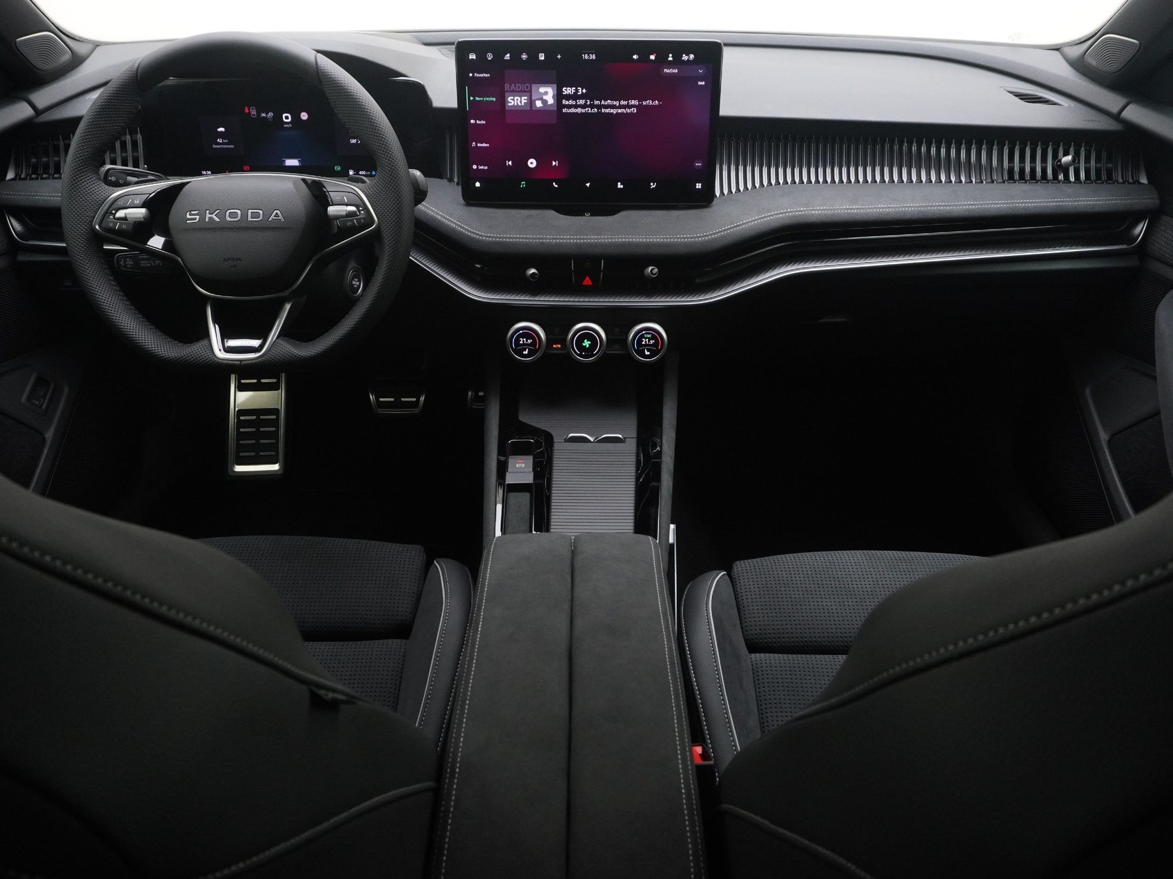 SKODA Superb 2.0 TSI Sportline 4x4 DSG-image-11