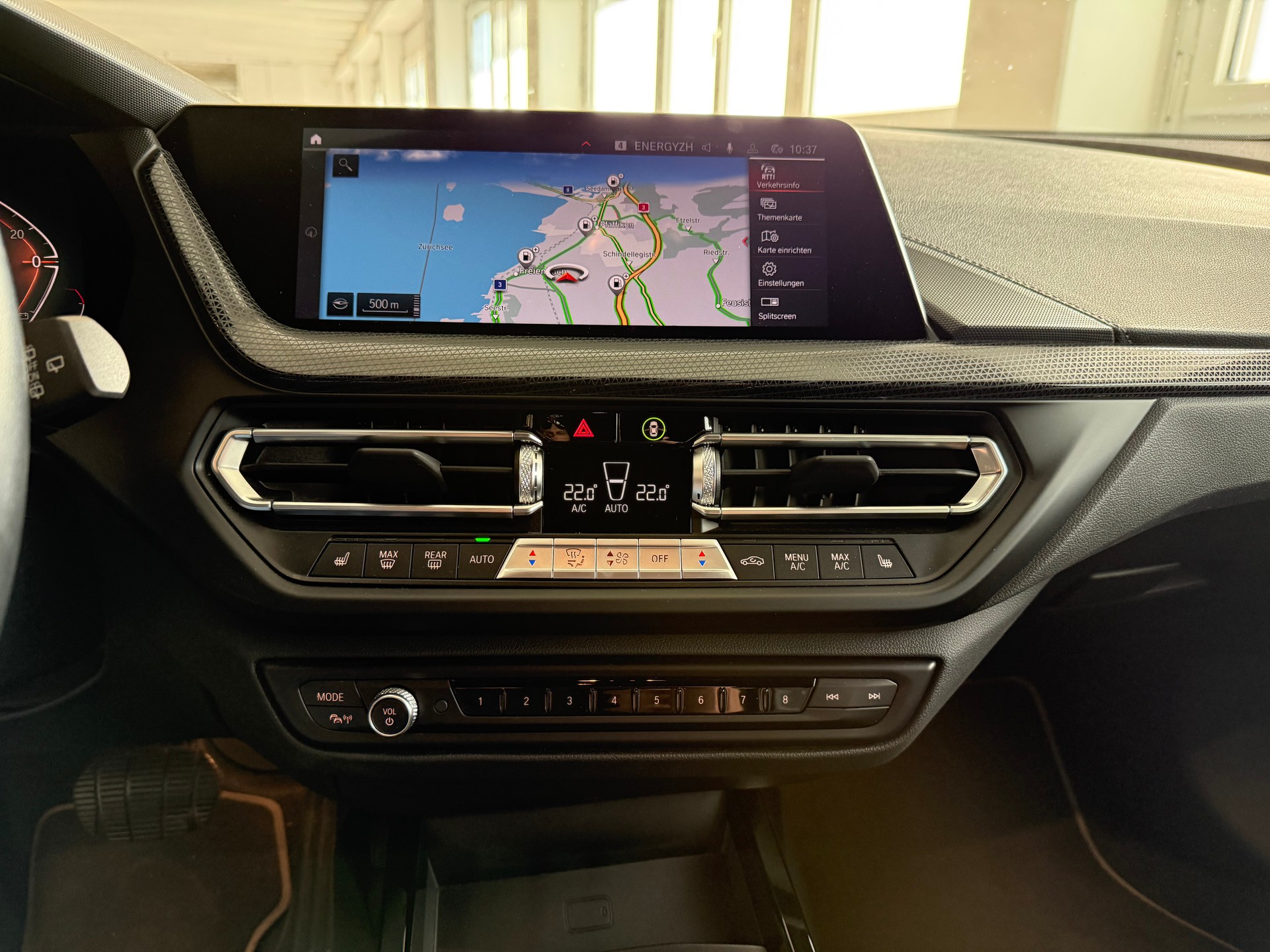 BMW 120i Sport Line Steptronic-image-8