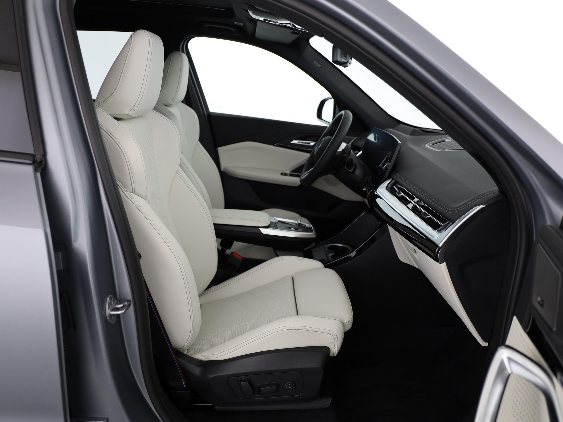 BMW X1 30e xDrive-image-15