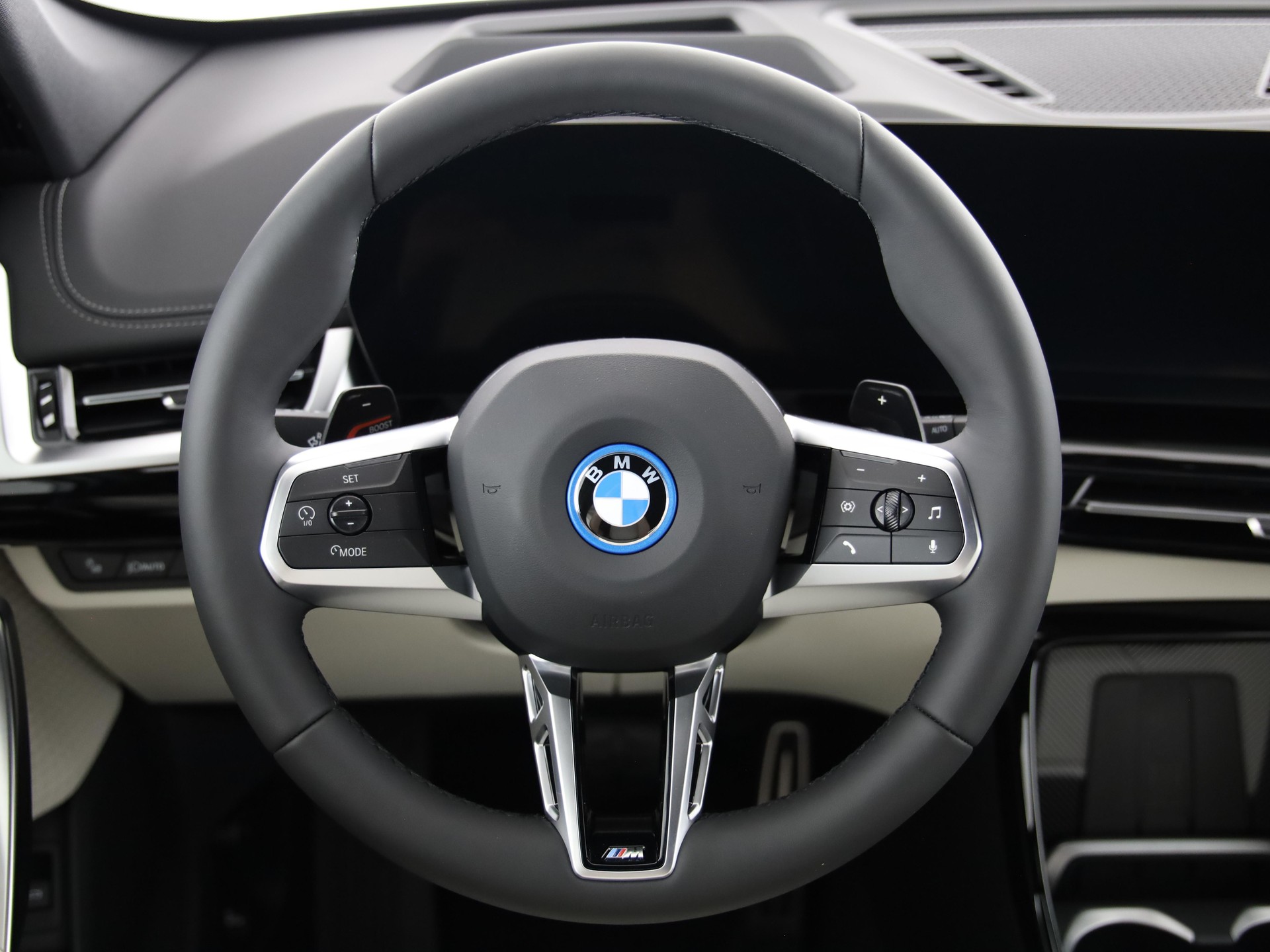 BMW X1 30e xDrive-image-18