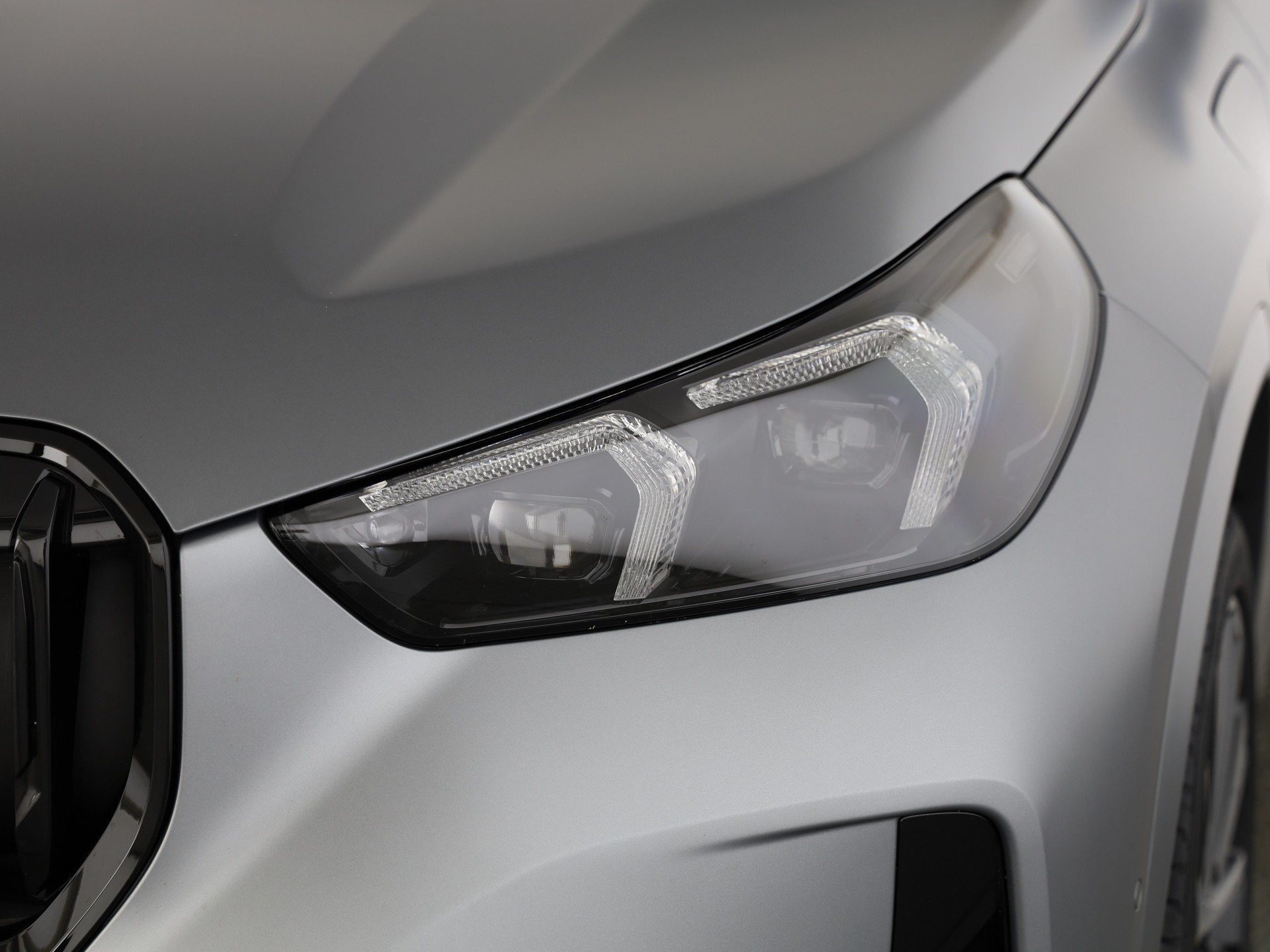 BMW X1 30e xDrive-image-5