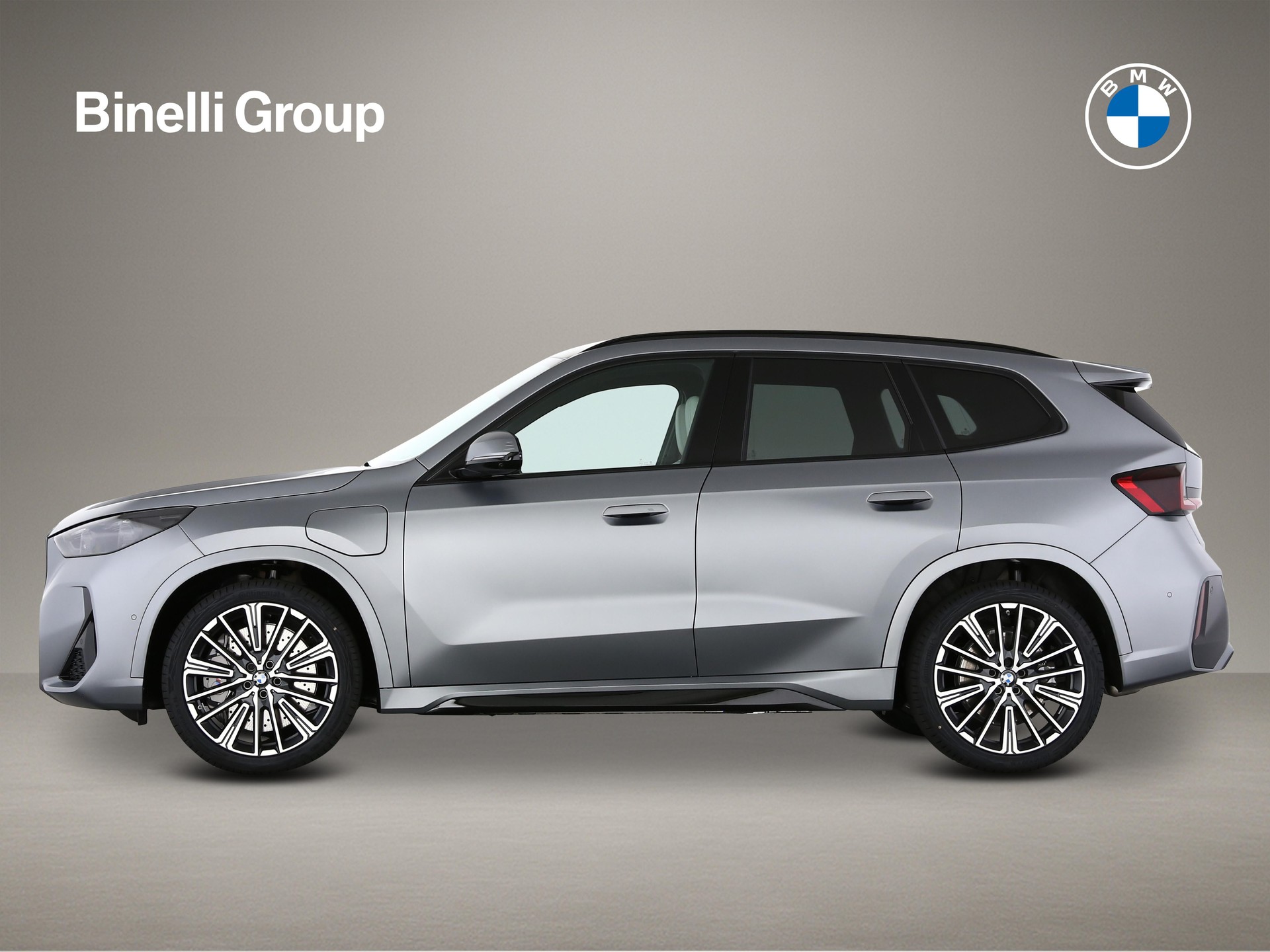BMW X1 30e xDrive-image-2
