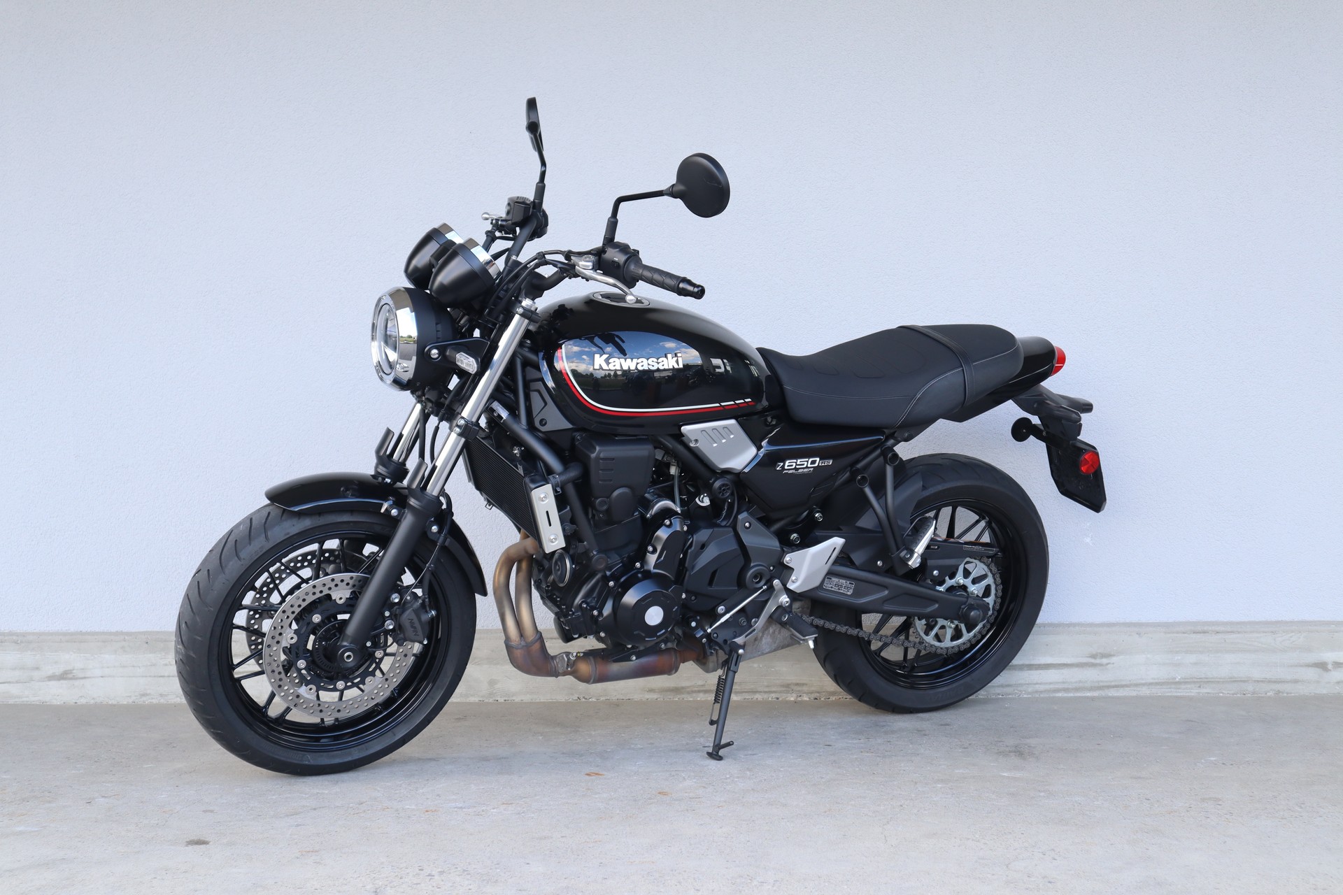 KAWASAKI Z 650 RS-image-4