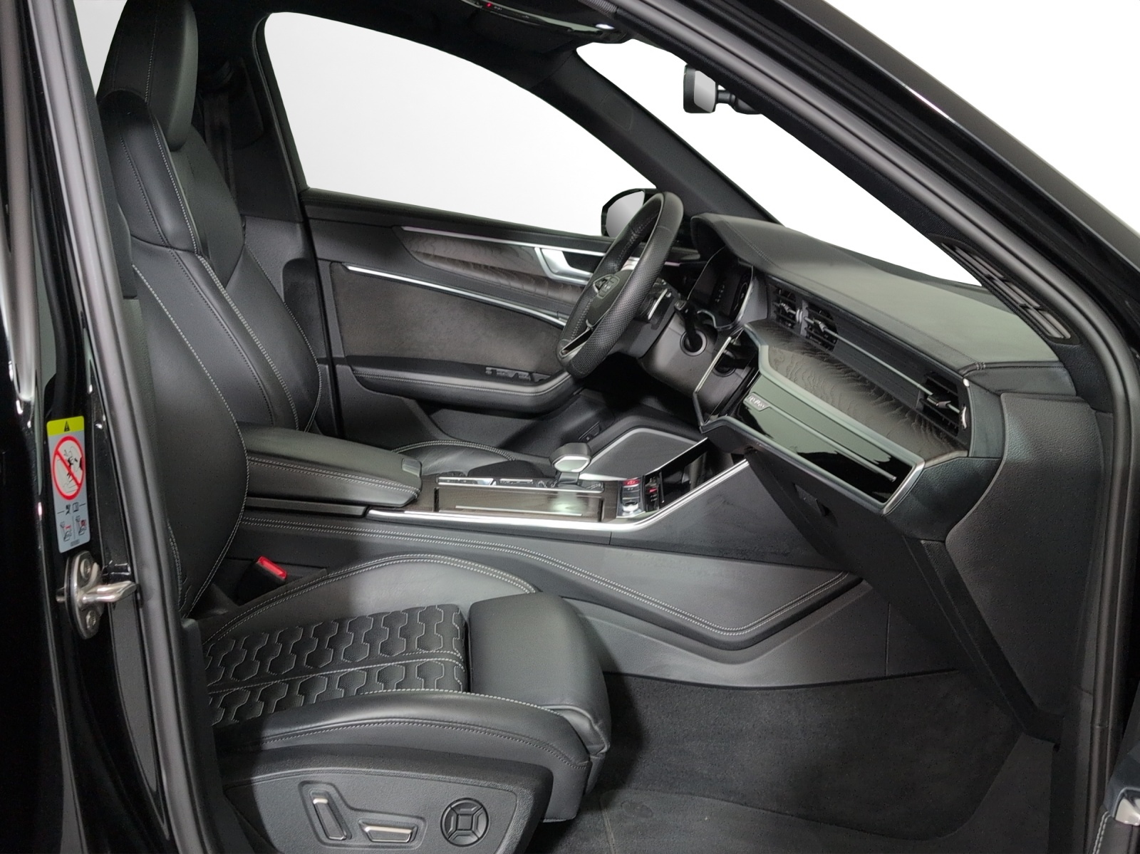 AUDI RS6 Avant 4.0 TFSI V8 quattro-image-6