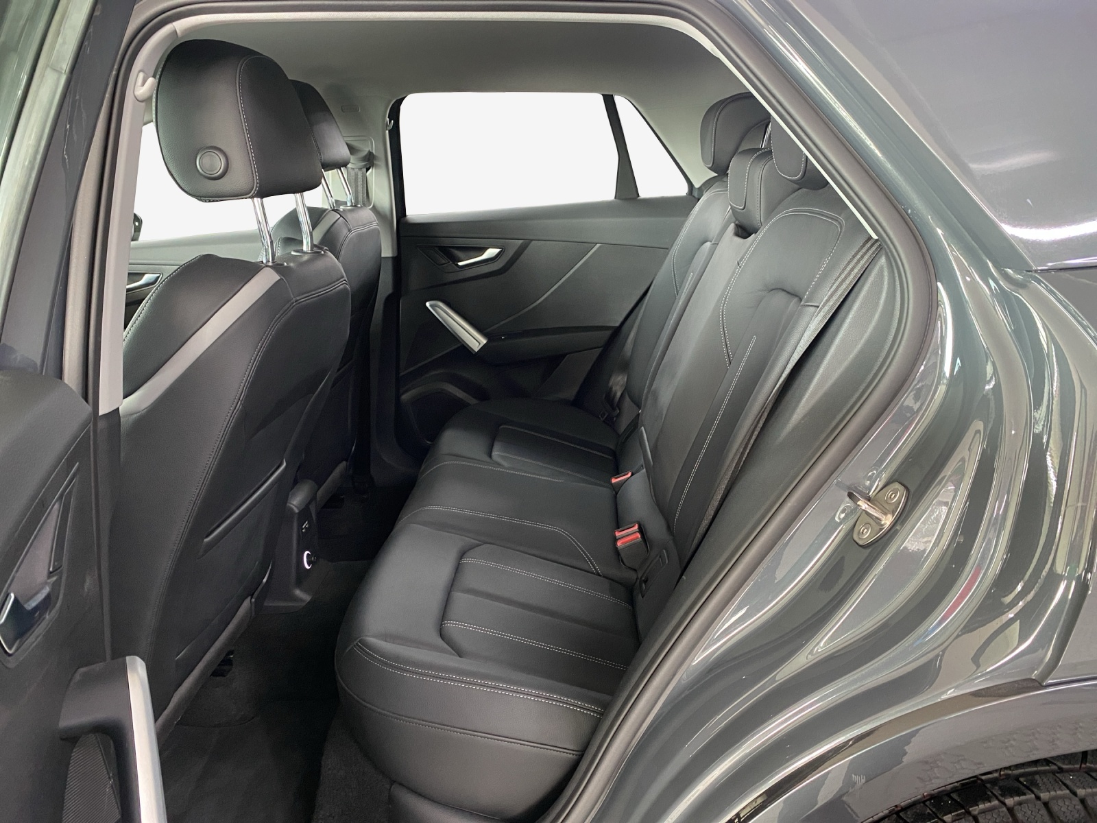 AUDI Q2 35 TFSI Design S-tronic-image-11