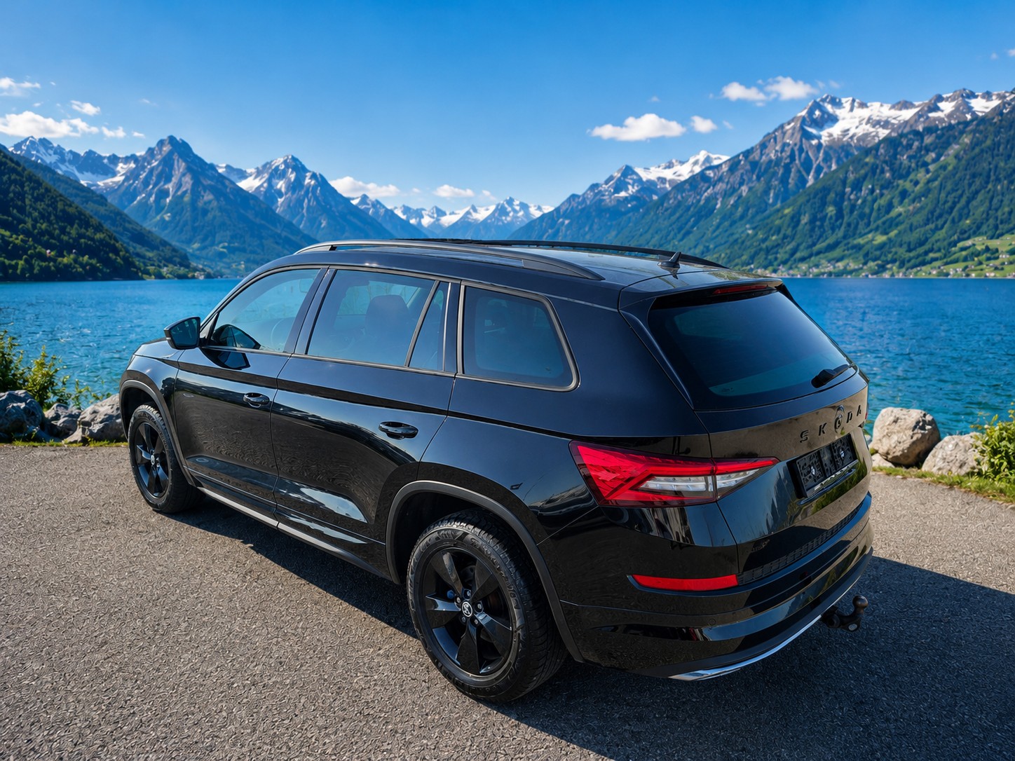 SKODA Kodiaq 2.0 TDI CR Sport Line 4x4 DSG-image-2