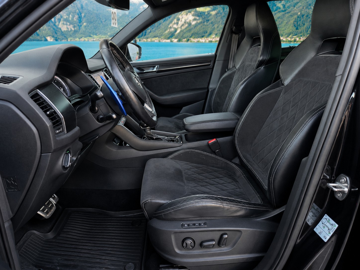 SKODA Kodiaq 2.0 TDI CR Sport Line 4x4 DSG-image-8