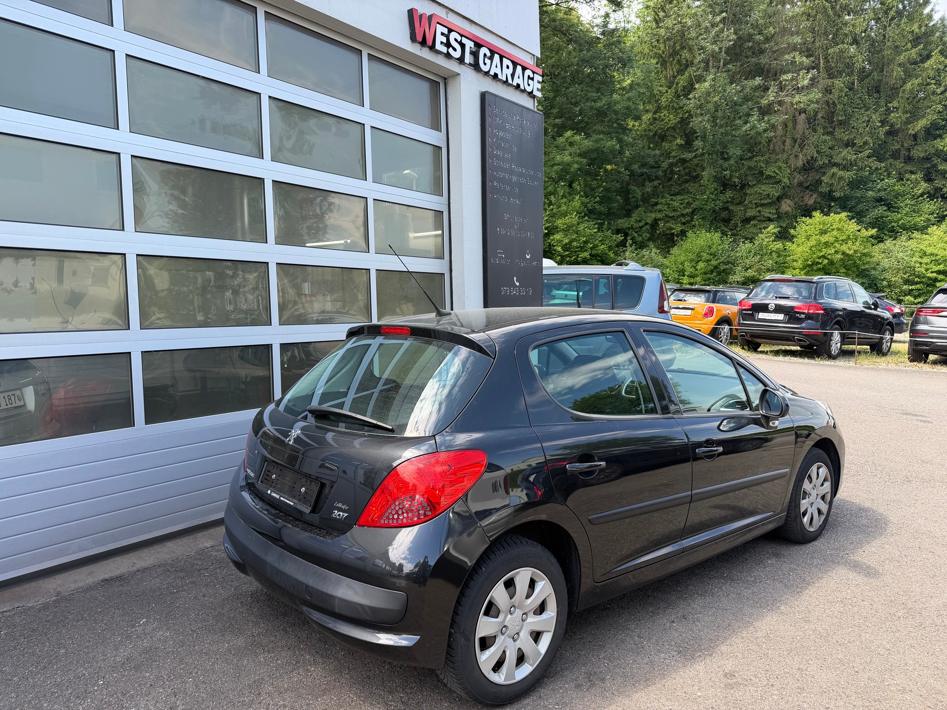 PEUGEOT 207 1.4 16V XS-image-2
