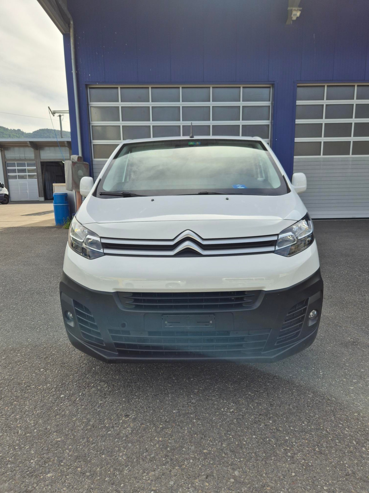 CITROEN 2.0 BlueHDi 120 Komfort-image-3
