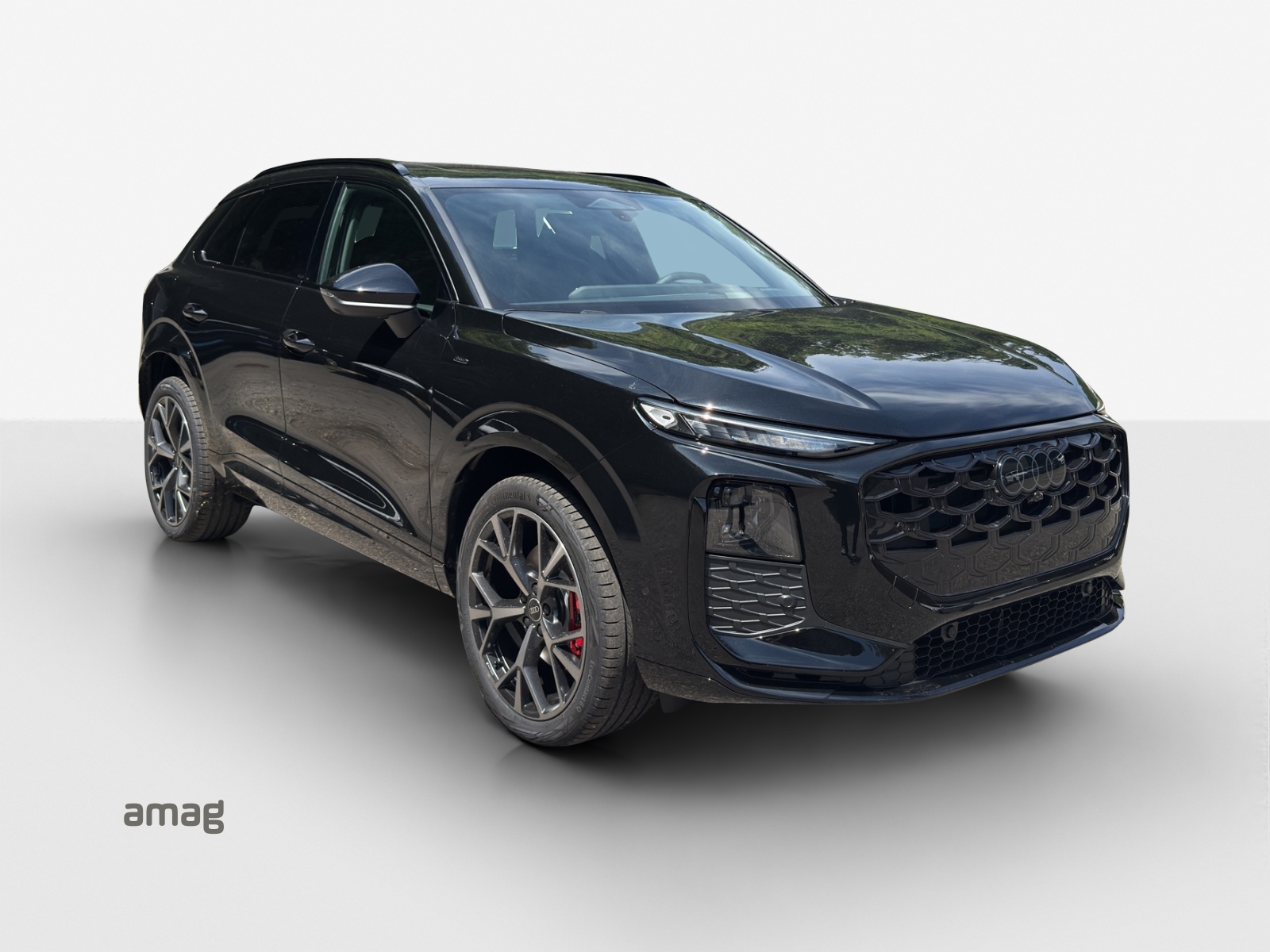 AUDI Q3 SUV e-hybrid 200 kW S tronig-image-5