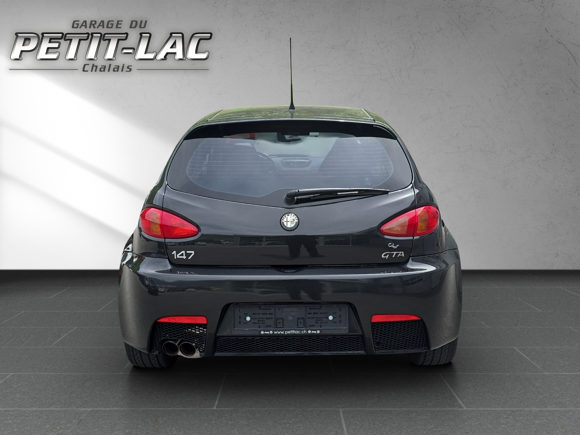 ALFA ROMEO 147 3.2 GTA-image-3