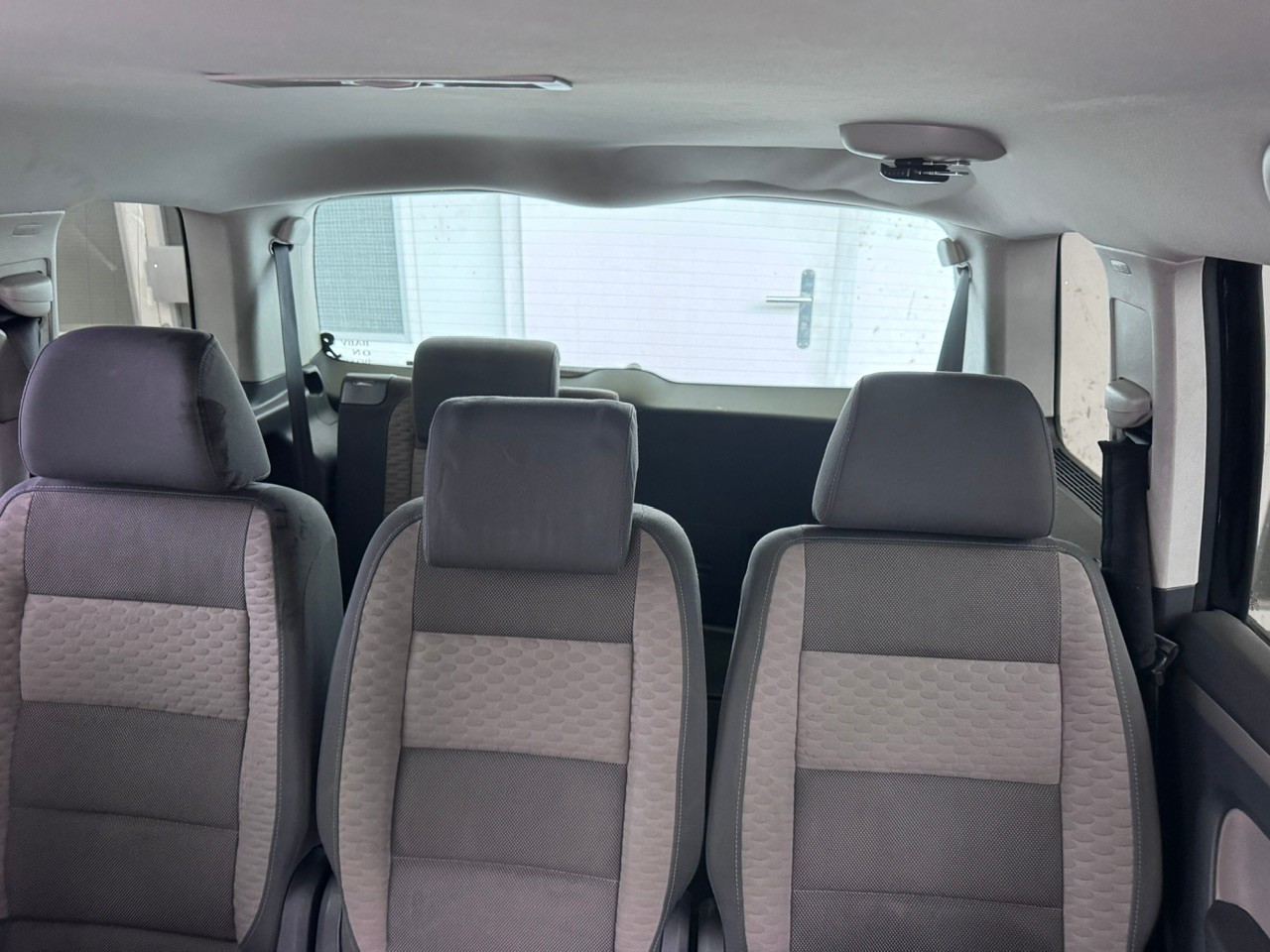 VW Touran 2.0 TDI Highline-image-6
