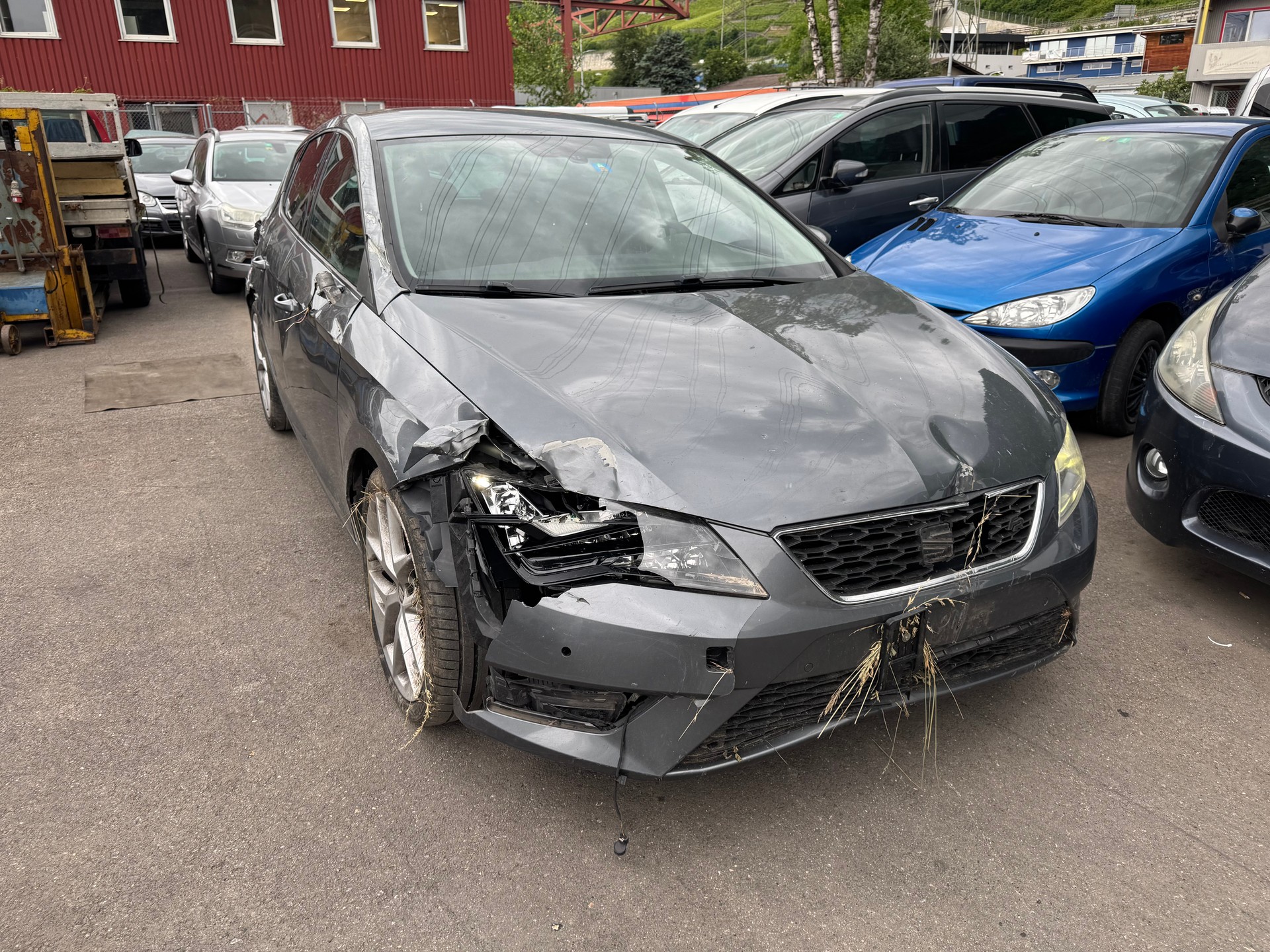 SEAT LEON-image-0