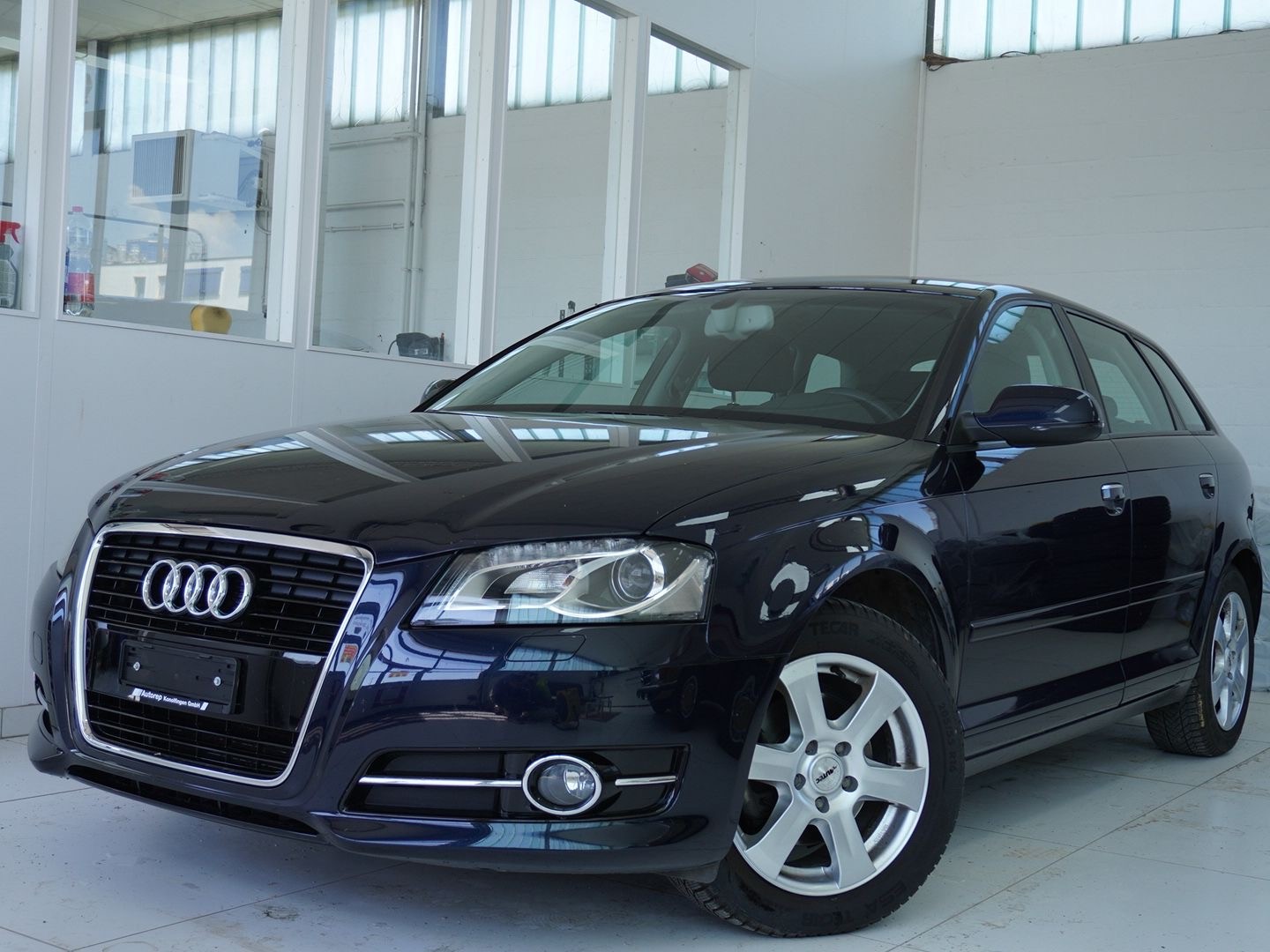 AUDI A3 Sportback 1.8 TFSI Attraction-image-0