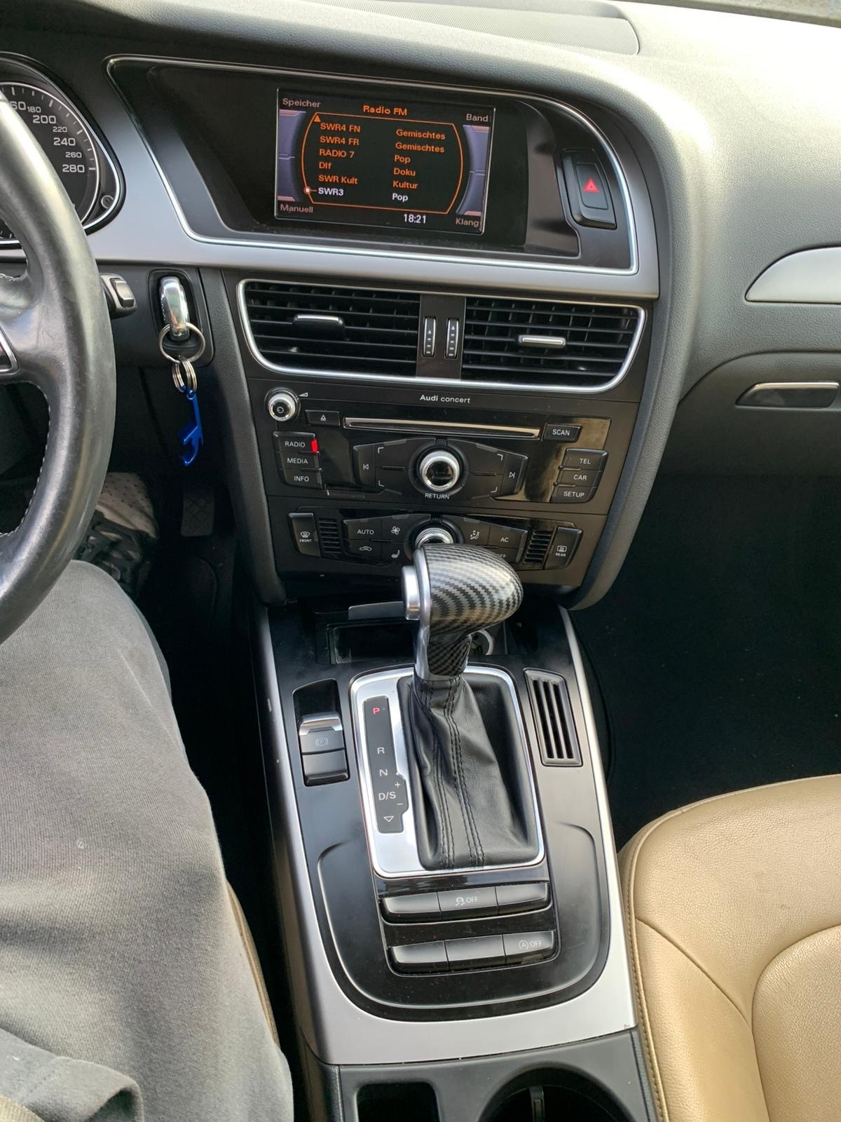 AUDI A4 Avant 2.0 TDI quattro S-tronic Automat (Klimatronik * Alufelgen * Sensoren * Multilenkrad * Panorama * Leder * BO5)-image-10