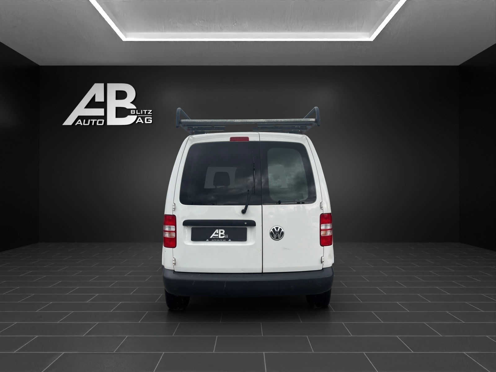 VW Caddy 2.0 TDI 4Motion-image-3