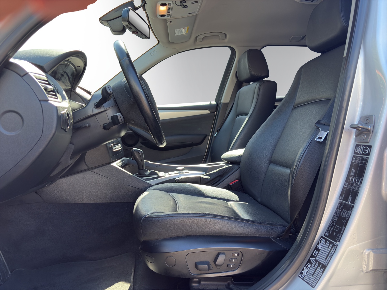 BMW X1 xDrive 25i Steptronic-image-9