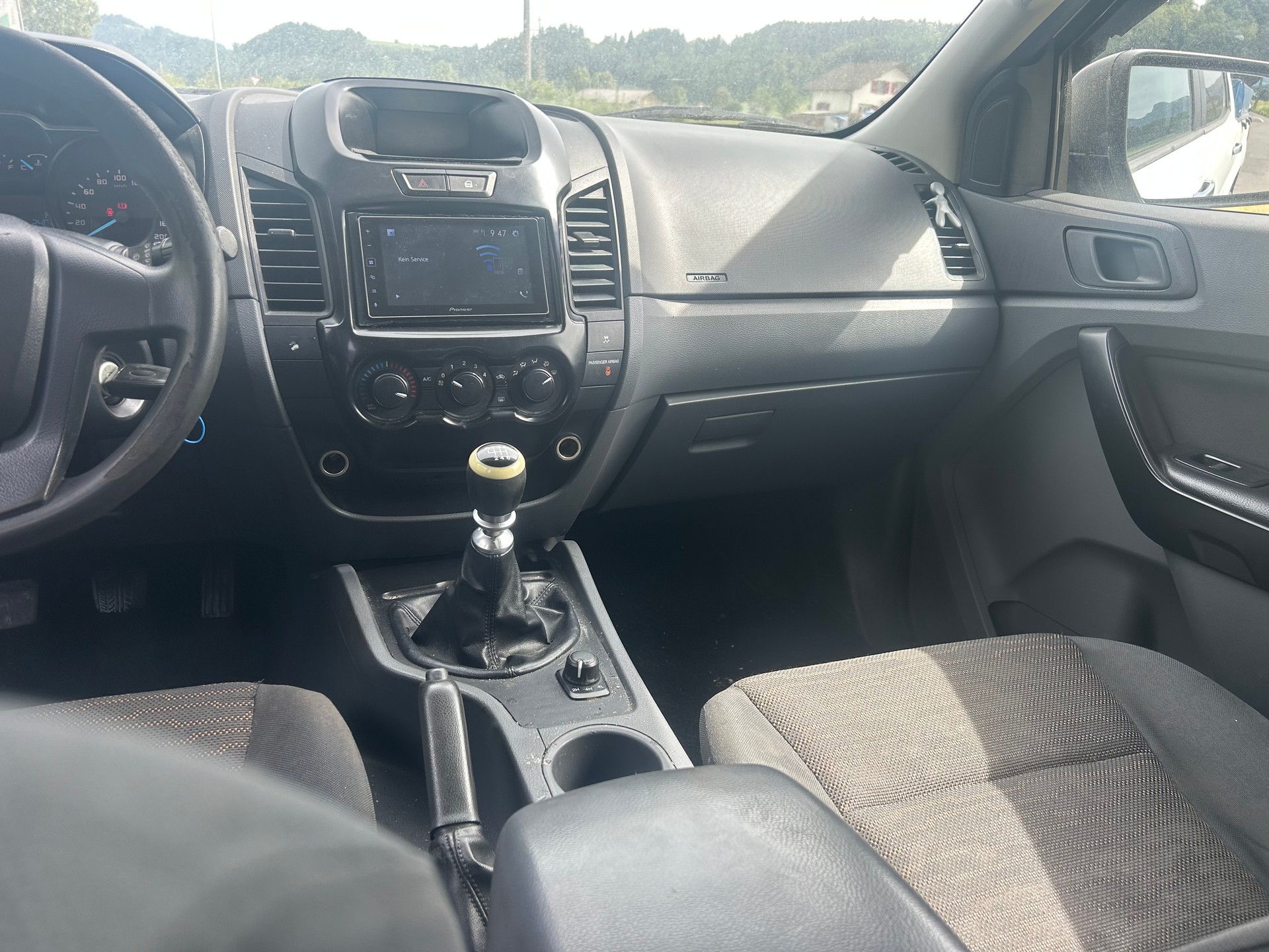 FORD Ranger LTD 2.2 TDCi 4x4-image-5