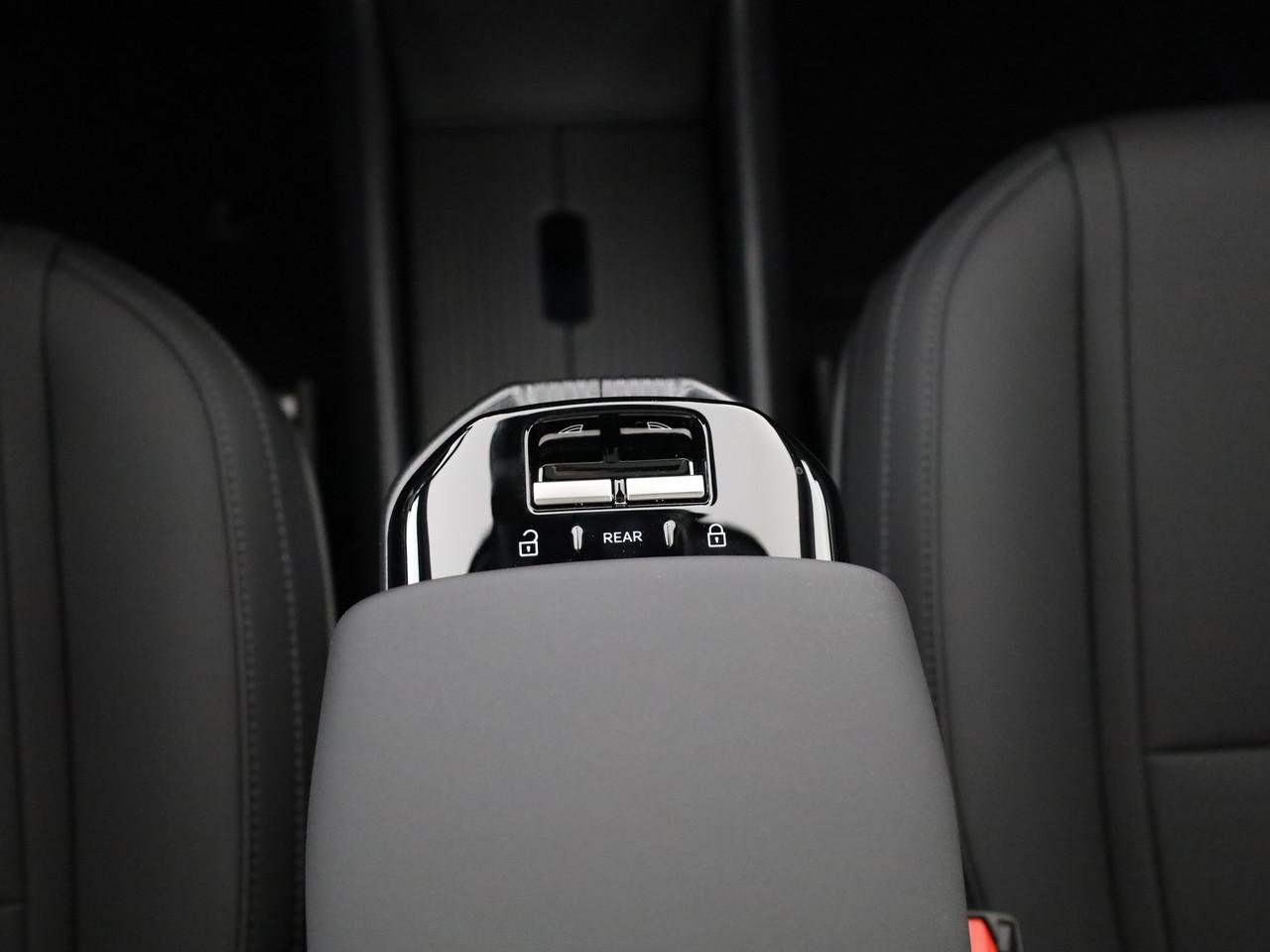 VOLVO EX30 CC P8 Ultra AWD-image-19