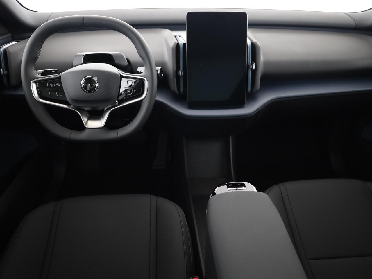 VOLVO EX30 CC P8 Ultra AWD-image-8