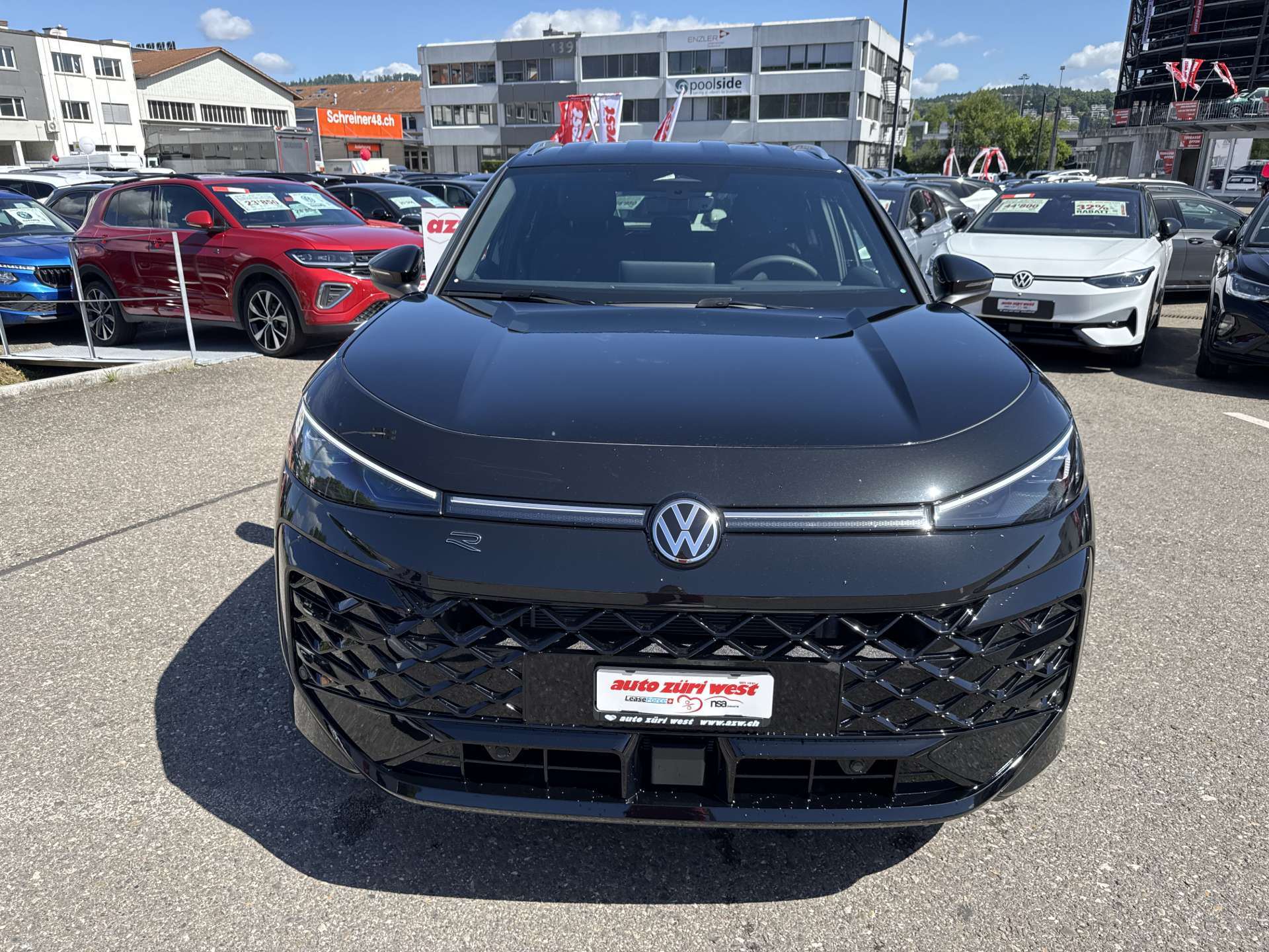 VW T-Roc 1.5 eTSi mHEV R-Line DSG-Automat-image-13
