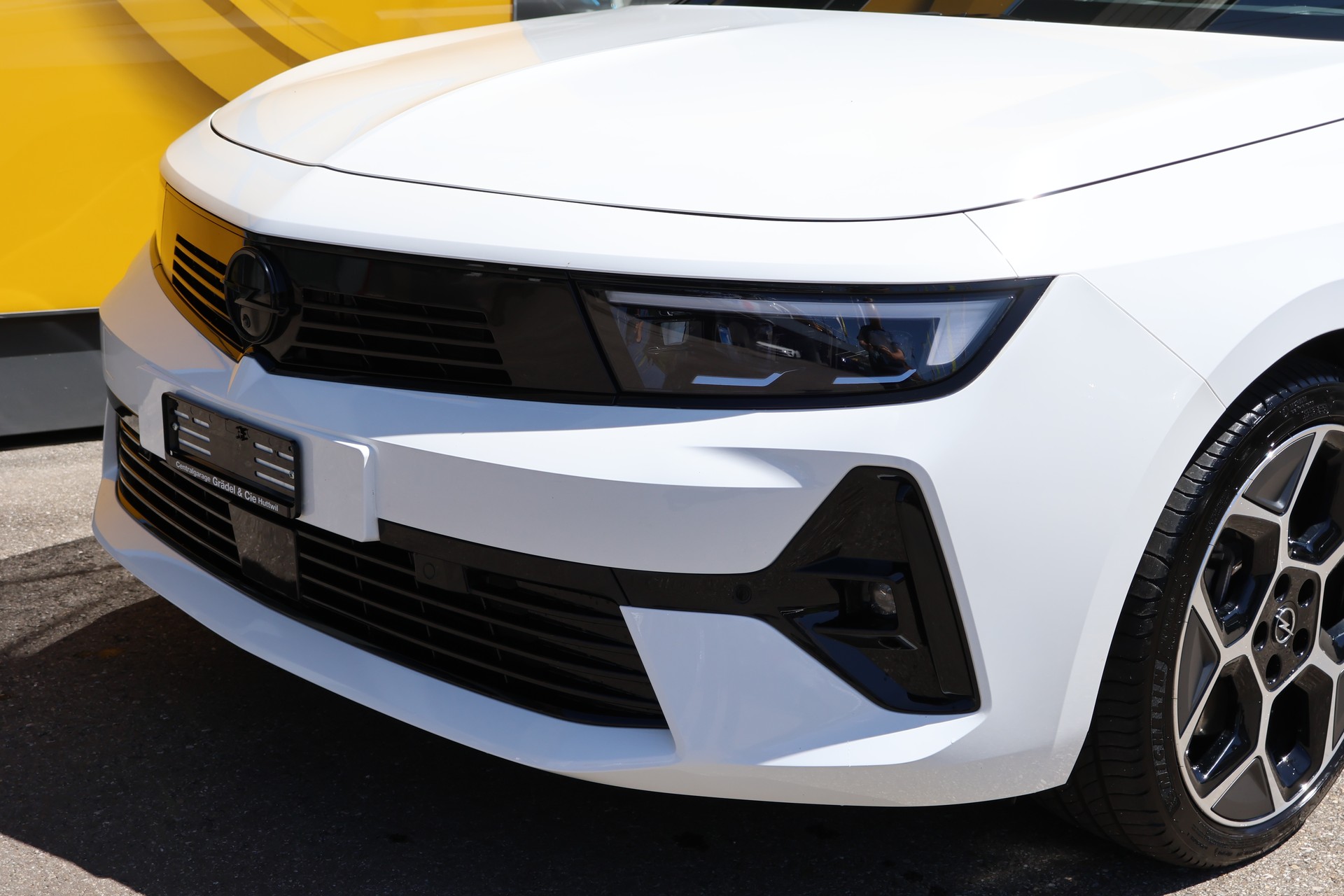 OPEL Astra Sports Tourer 1.6 PHEV Turbo Ultimate-image-15