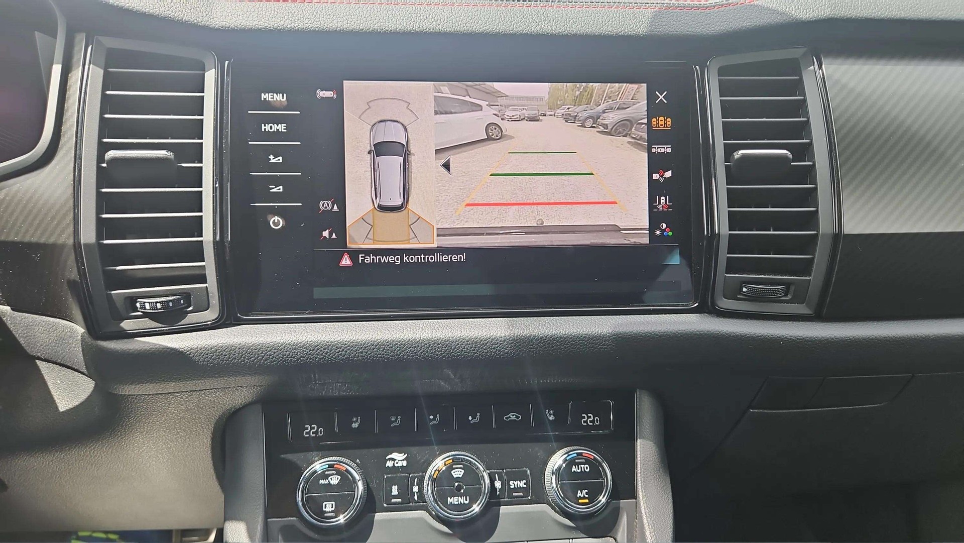 SKODA Kodiaq 2.0 TSI 4x4 RS 245PS mit AHK & Standheizung + Panoramadach-image-19