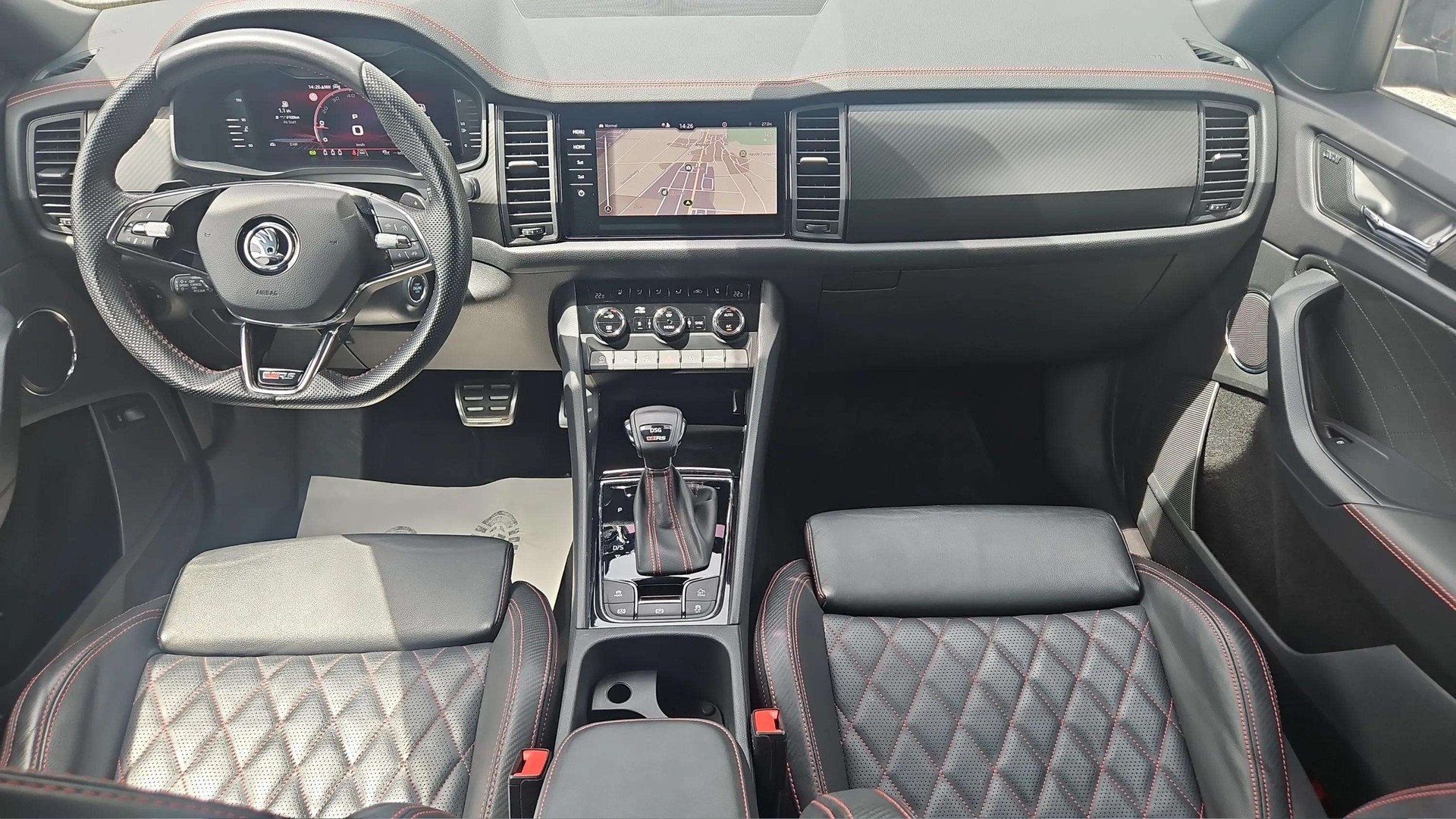 SKODA Kodiaq 2.0 TSI 4x4 RS 245PS mit AHK & Standheizung + Panoramadach-image-9