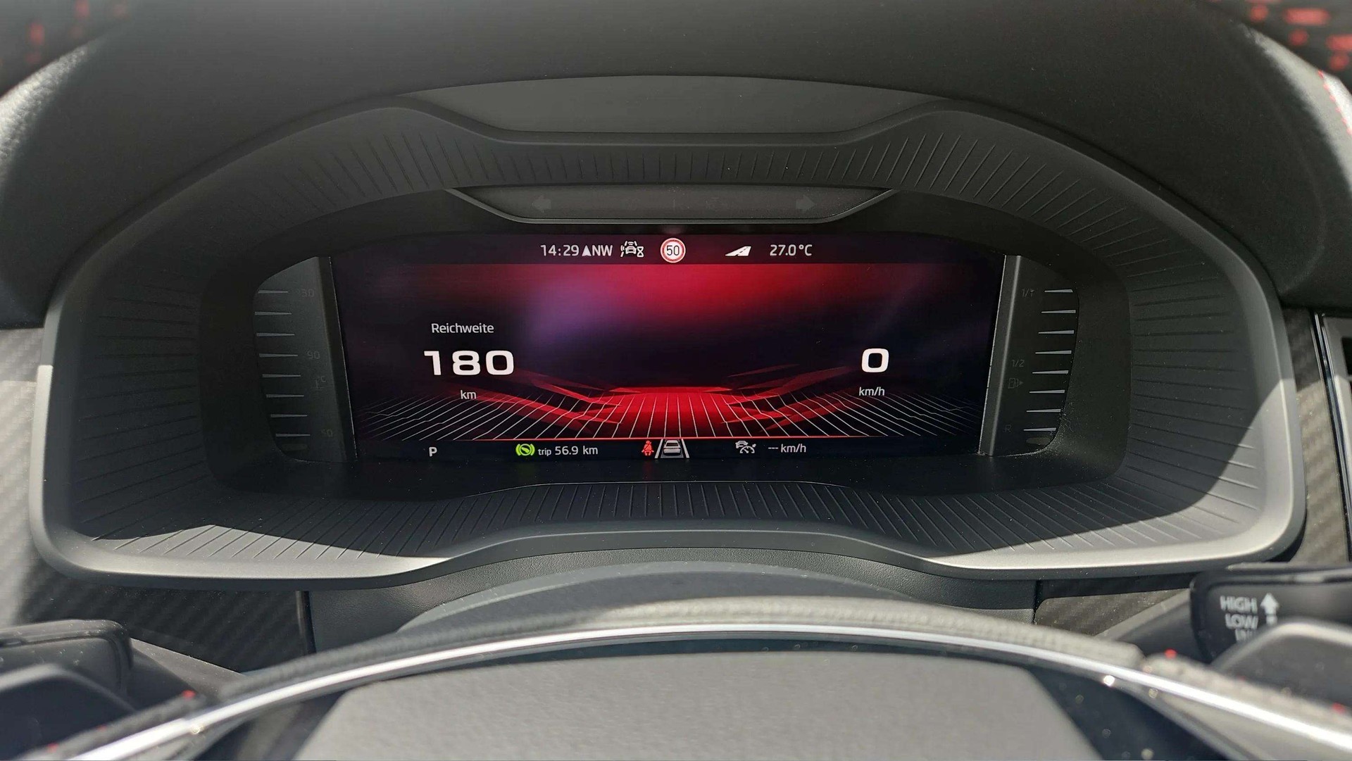 SKODA Kodiaq 2.0 TSI 4x4 RS 245PS mit AHK & Standheizung + Panoramadach-image-18