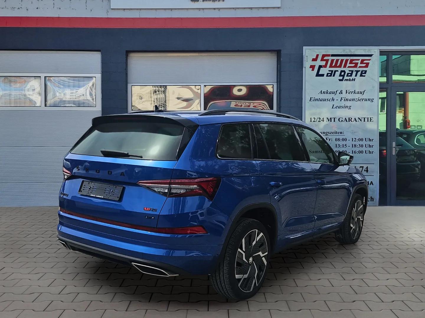 SKODA Kodiaq 2.0 TSI 4x4 RS 245PS mit AHK & Standheizung + Panoramadach-image-7