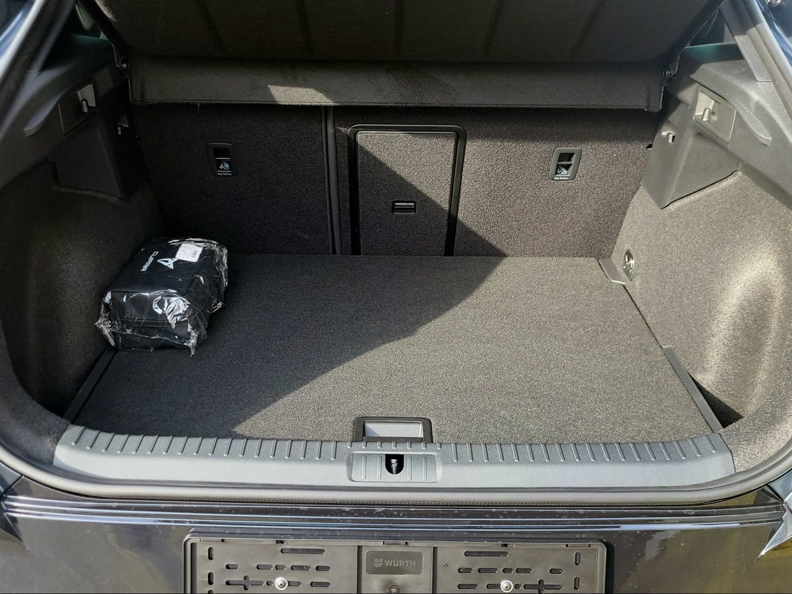 CUPRA Formentor 1.5 TSI DSG-image-13
