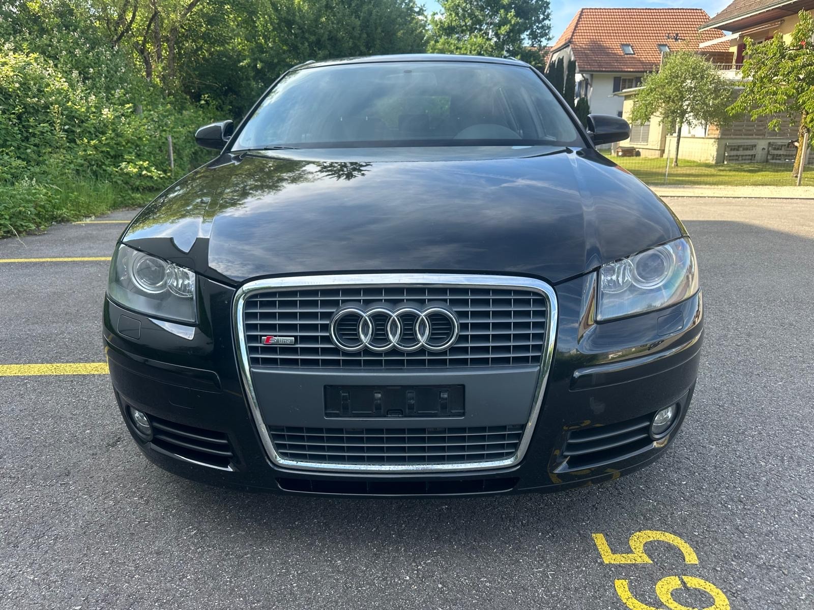 AUDI A3 Sportback 1.8 Turbo FSI Attraction-image-4