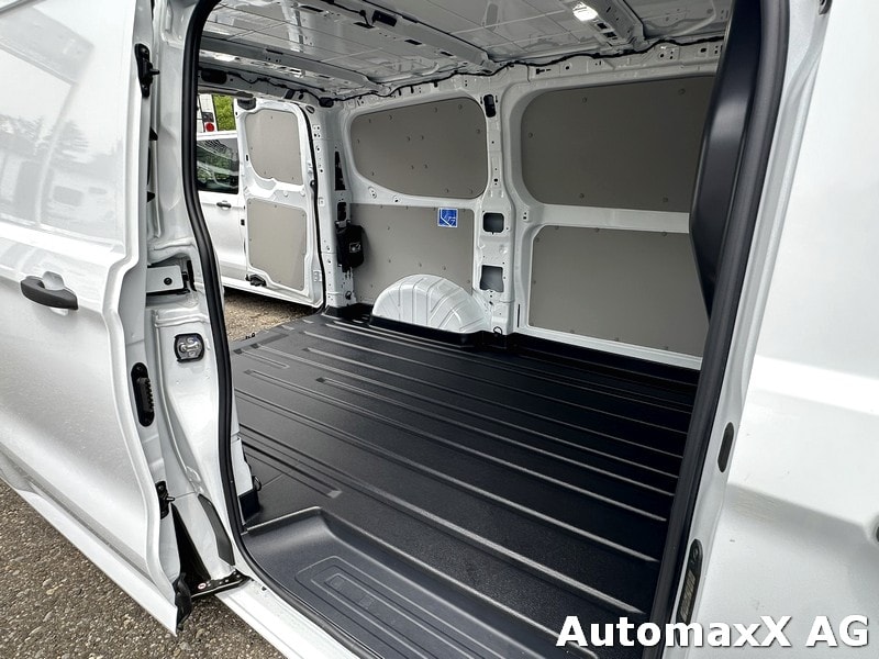 FORD Transit Custom Van 320 L1 2.5 Duratec 233 Trend PHEV-image-11