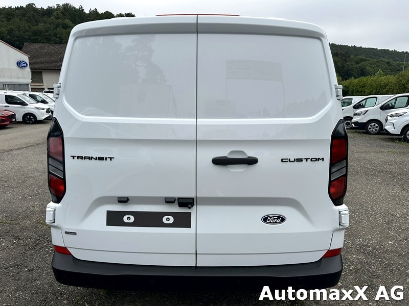 FORD Transit Custom Van 320 L1 2.5 Duratec 233 Trend PHEV-image-3