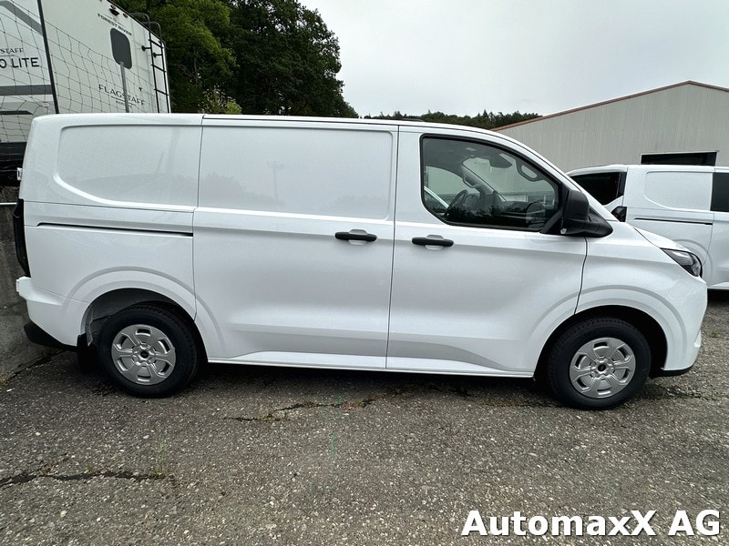 FORD Transit Custom Van 320 L1 2.5 Duratec 233 Trend PHEV-image-5