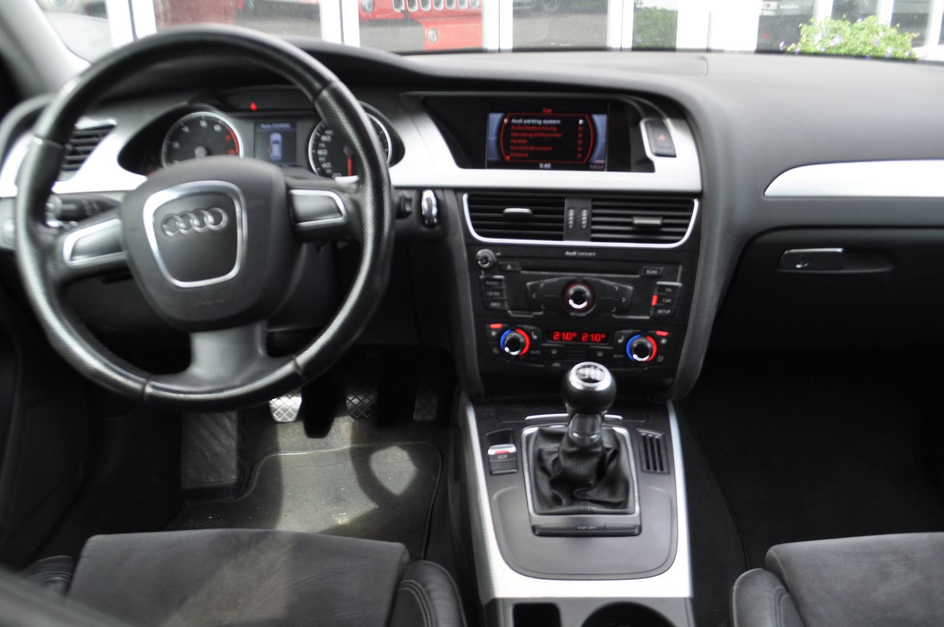 AUDI A4 Avant 1.8 TFSI-image-11