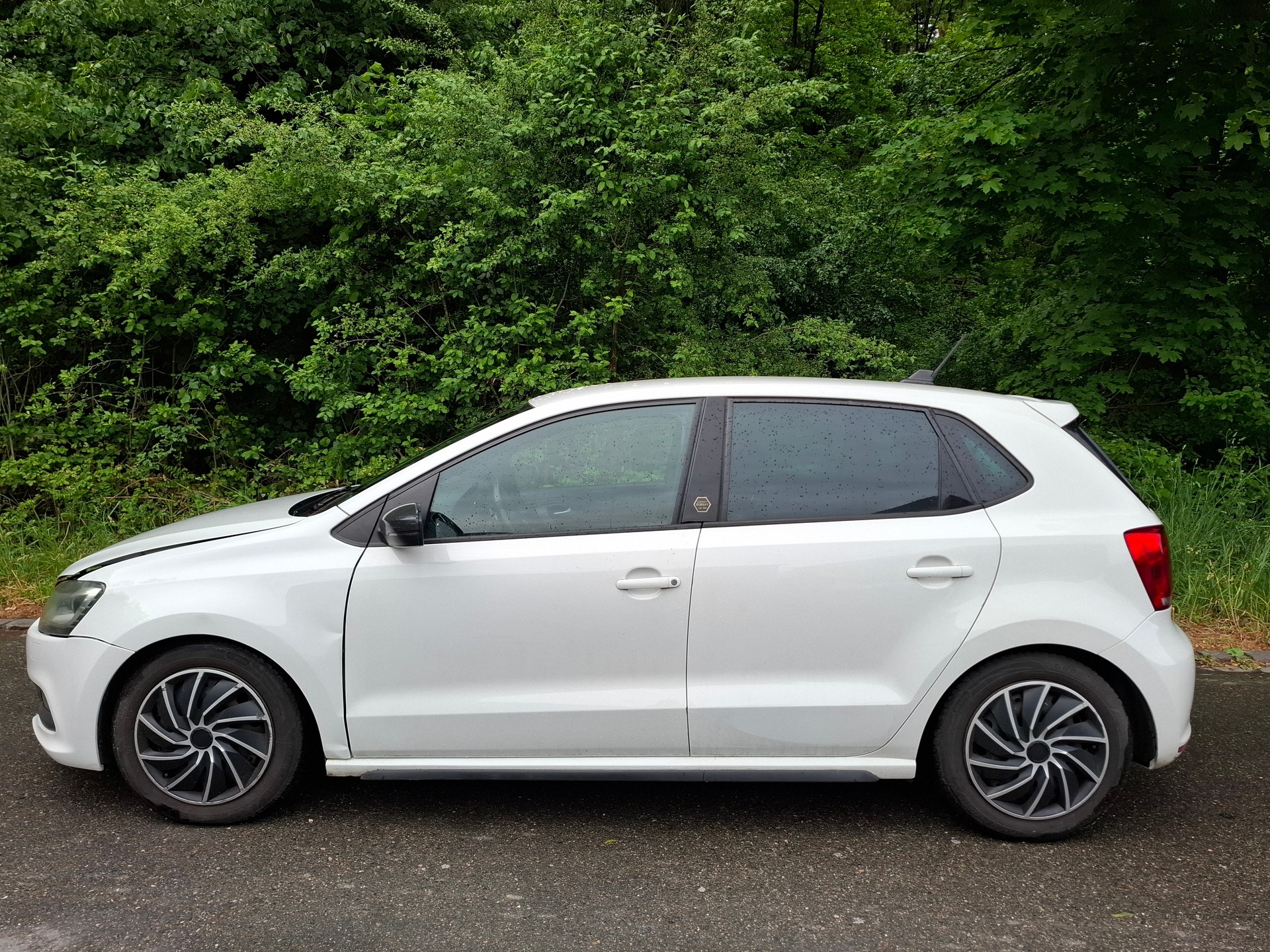 VW Polo 1.4 TSI GTI Carbon Edition DSG-image-3