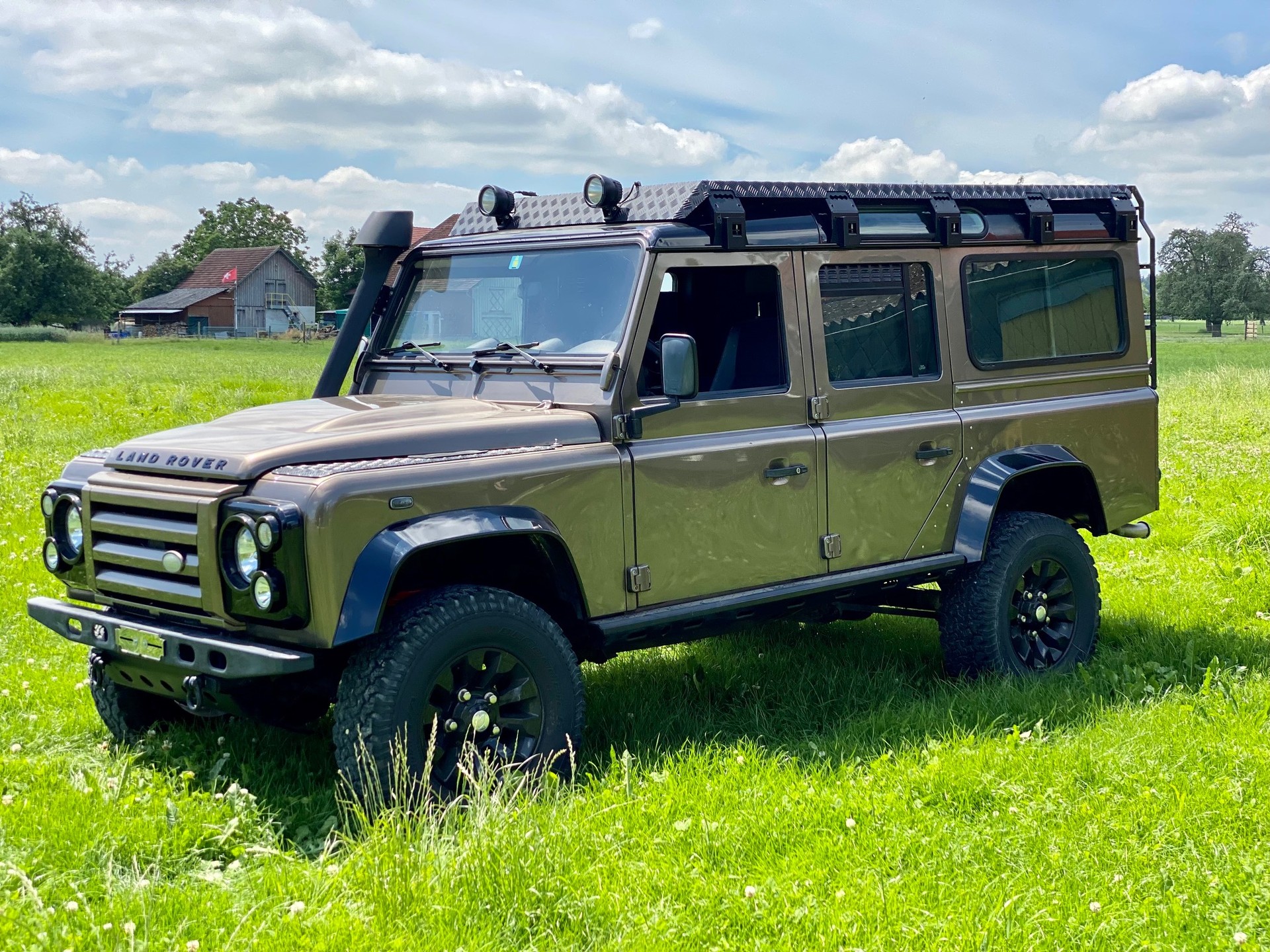 LAND ROVER Td4 Sonderserie Rough II-image-5