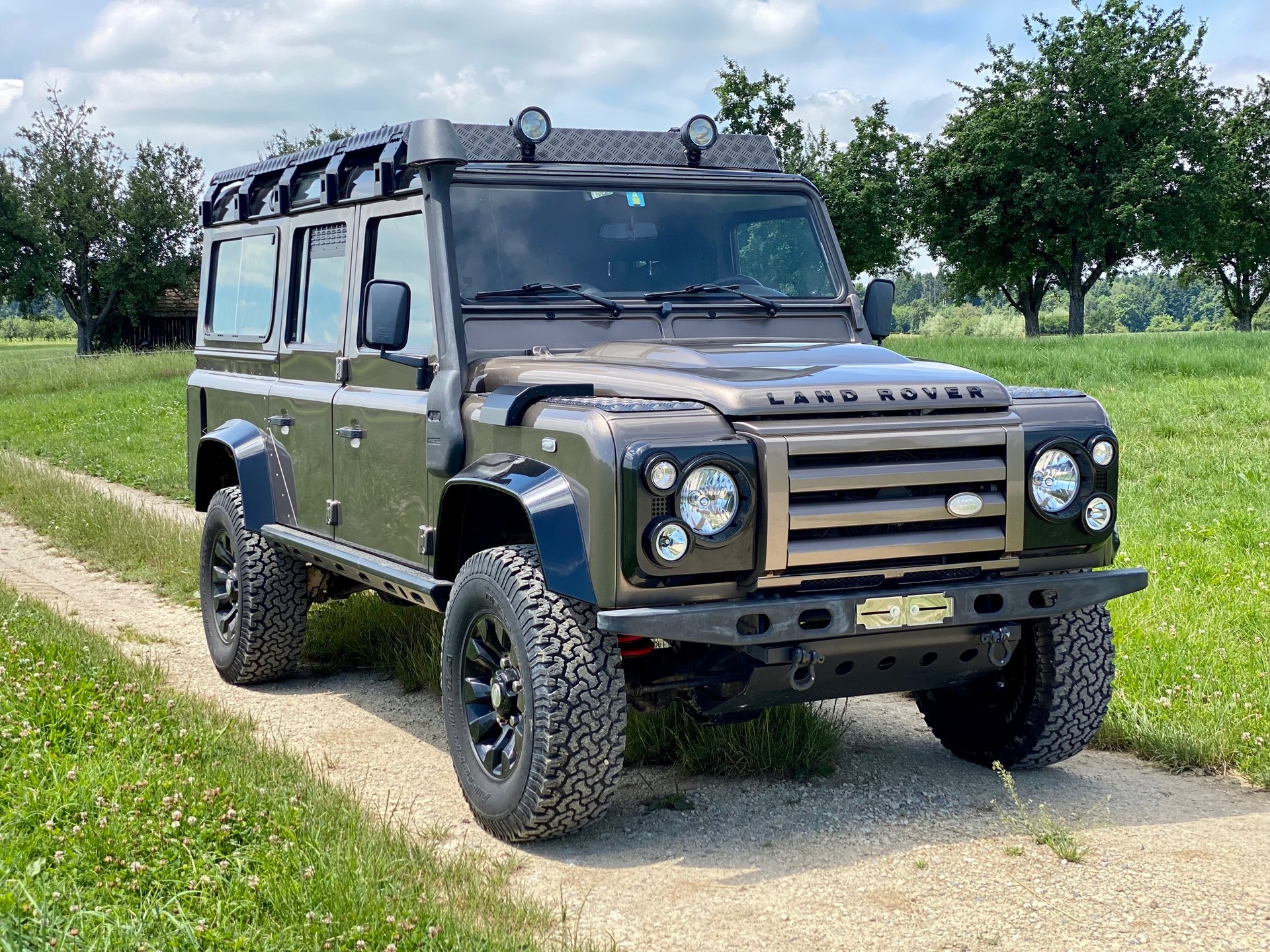 LAND ROVER Td4 Sonderserie Rough II-image-4