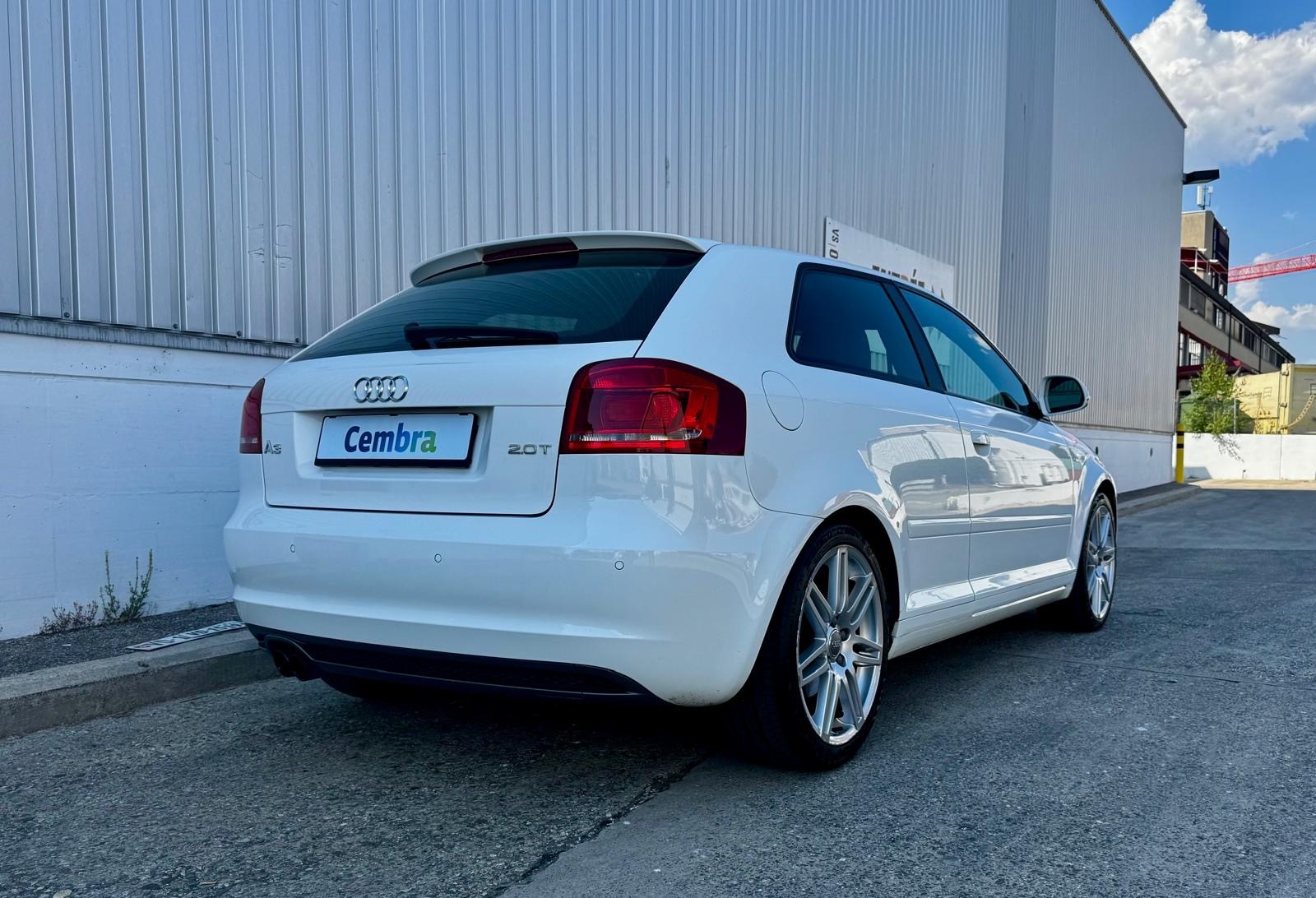AUDI A3 2.0 TFSI Ambition-image-4