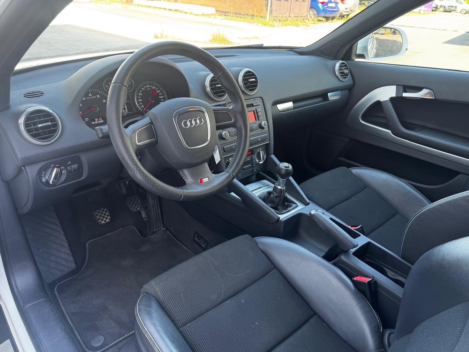 AUDI A3 2.0 TFSI Ambition-image-11