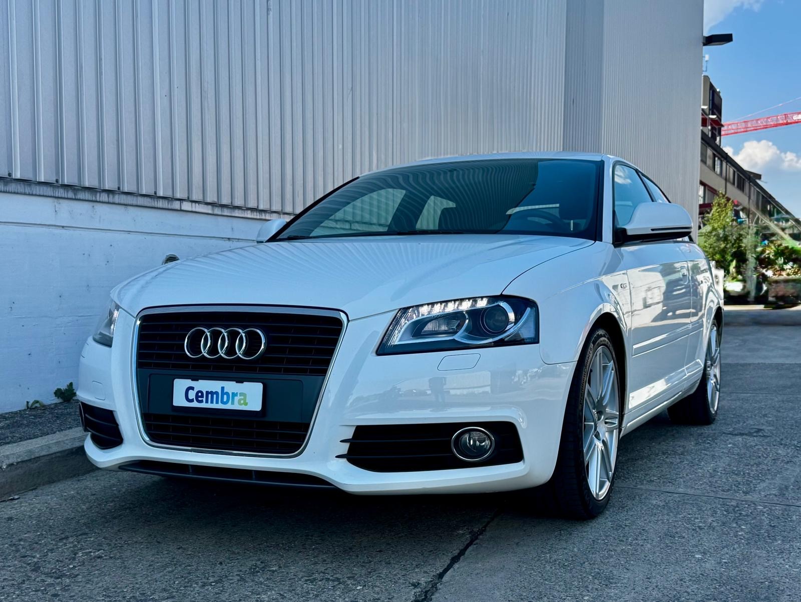 AUDI A3 2.0 TFSI Ambition-image-3