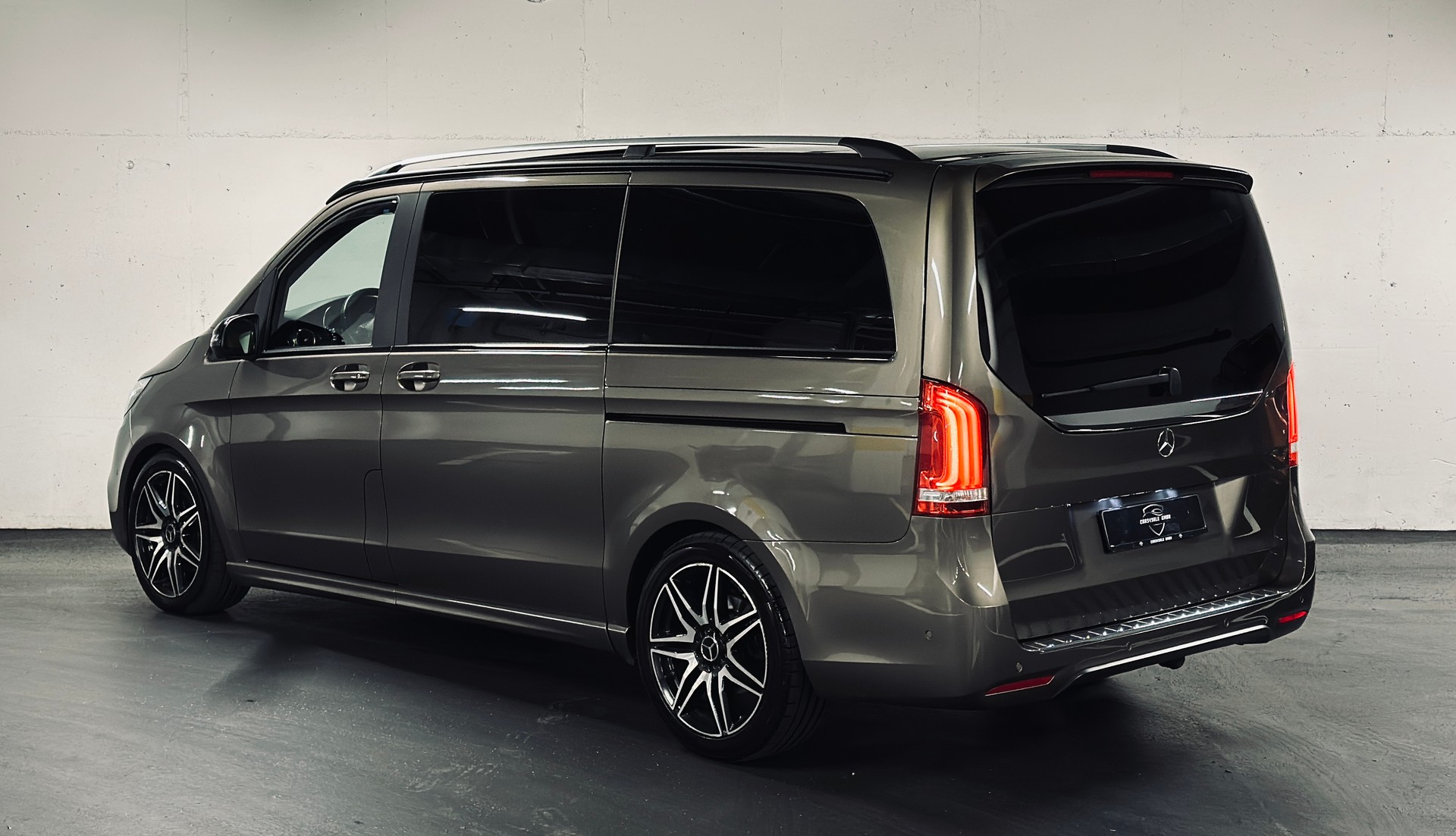 MERCEDES-BENZ V 250 d Exclusive AMG LINE 4Matic lang Version-image-3
