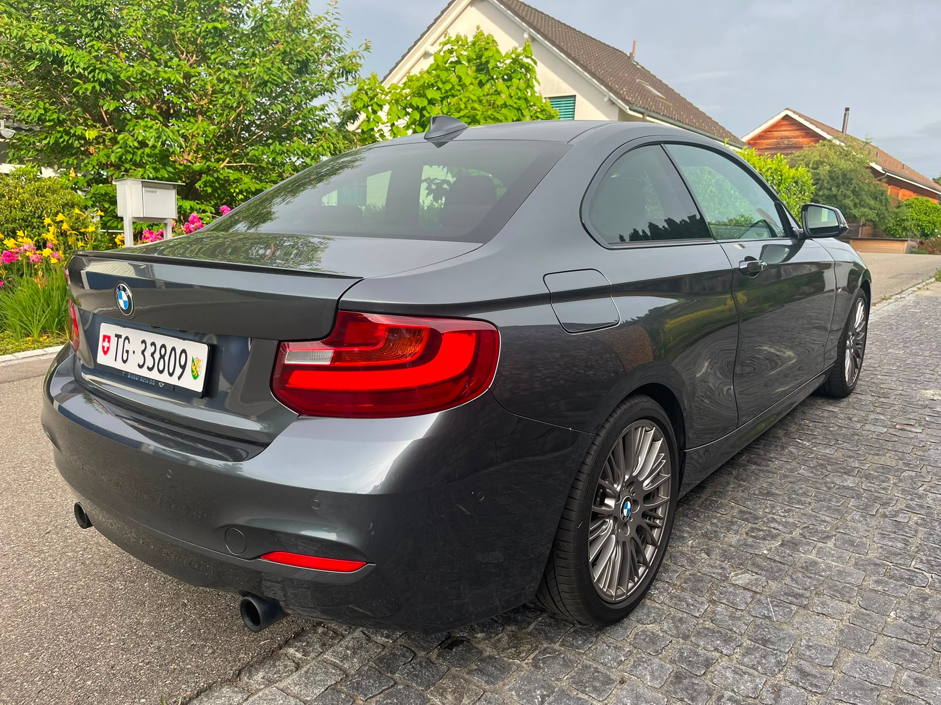 BMW M235i xDrive-image-5