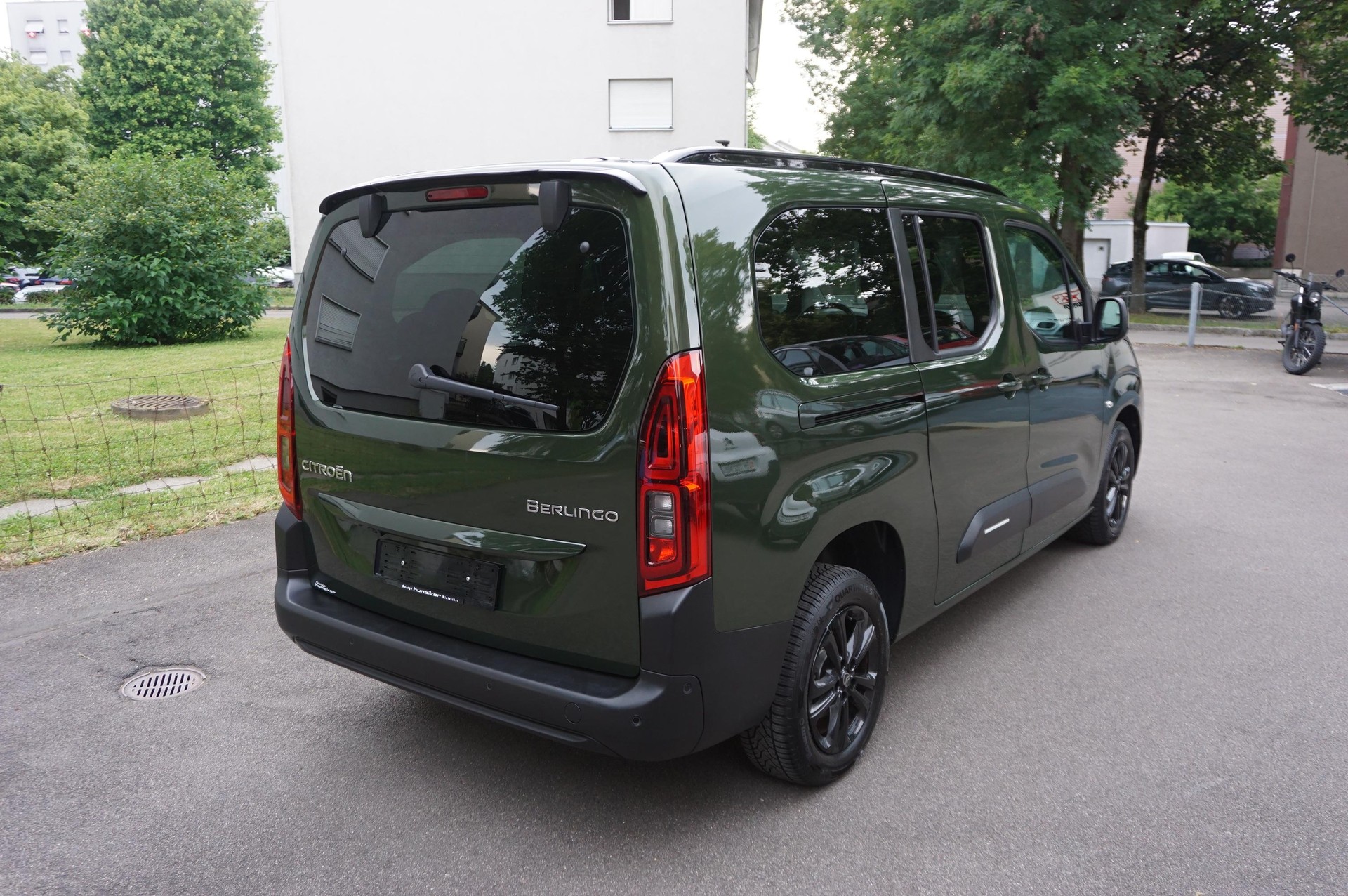 CITROEN Berlingo XL 1.5 BlueHDi 130 Max-image-1
