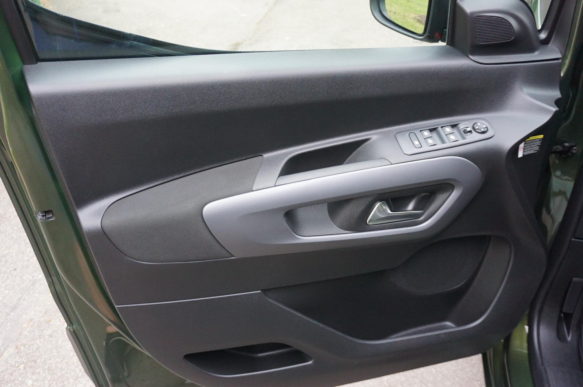 CITROEN Berlingo XL 1.5 BlueHDi 130 Max-image-9