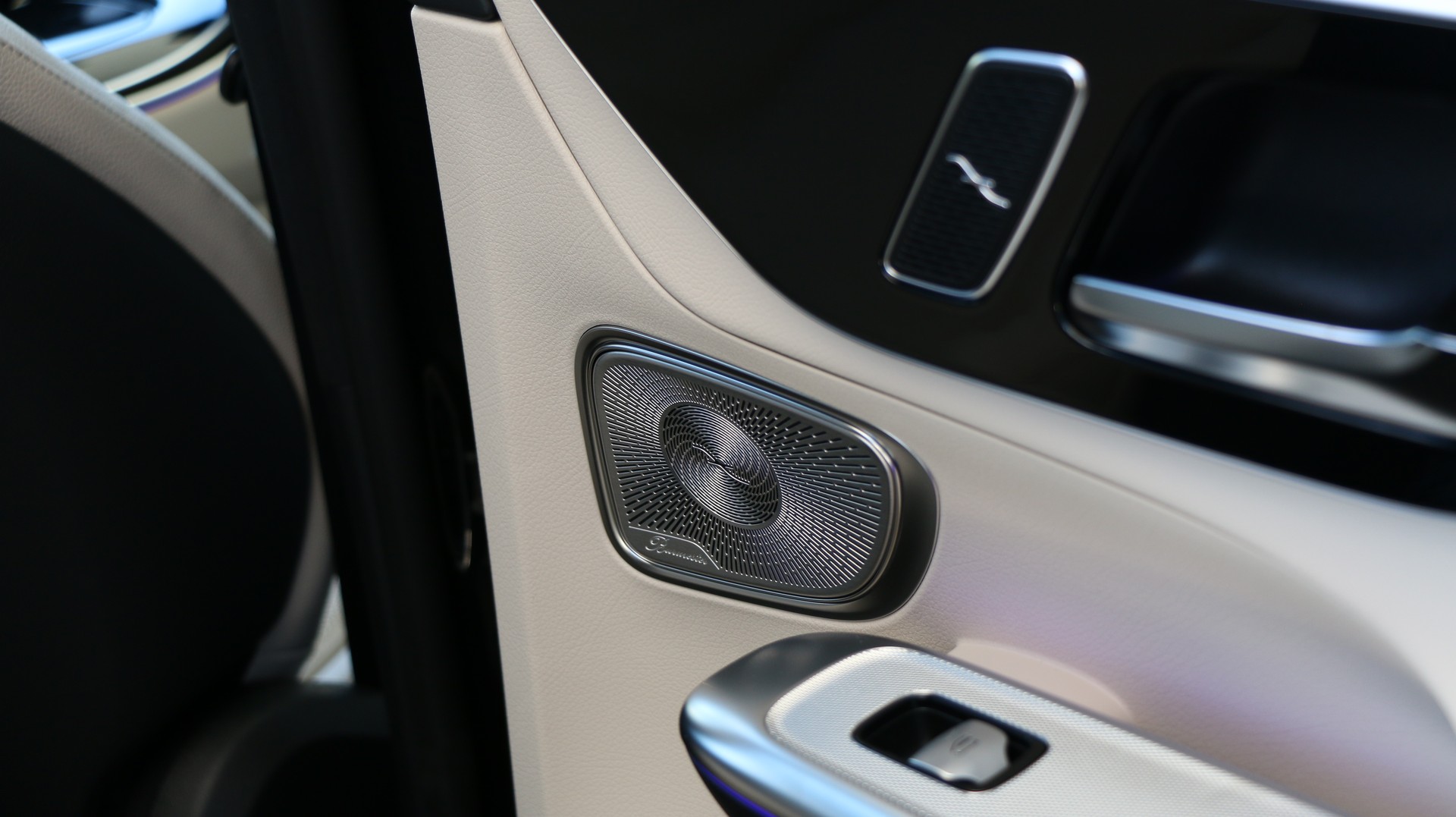 MERCEDES-BENZ GLC 400 e 4MATIC with EQ-Star Hybrid-image-10