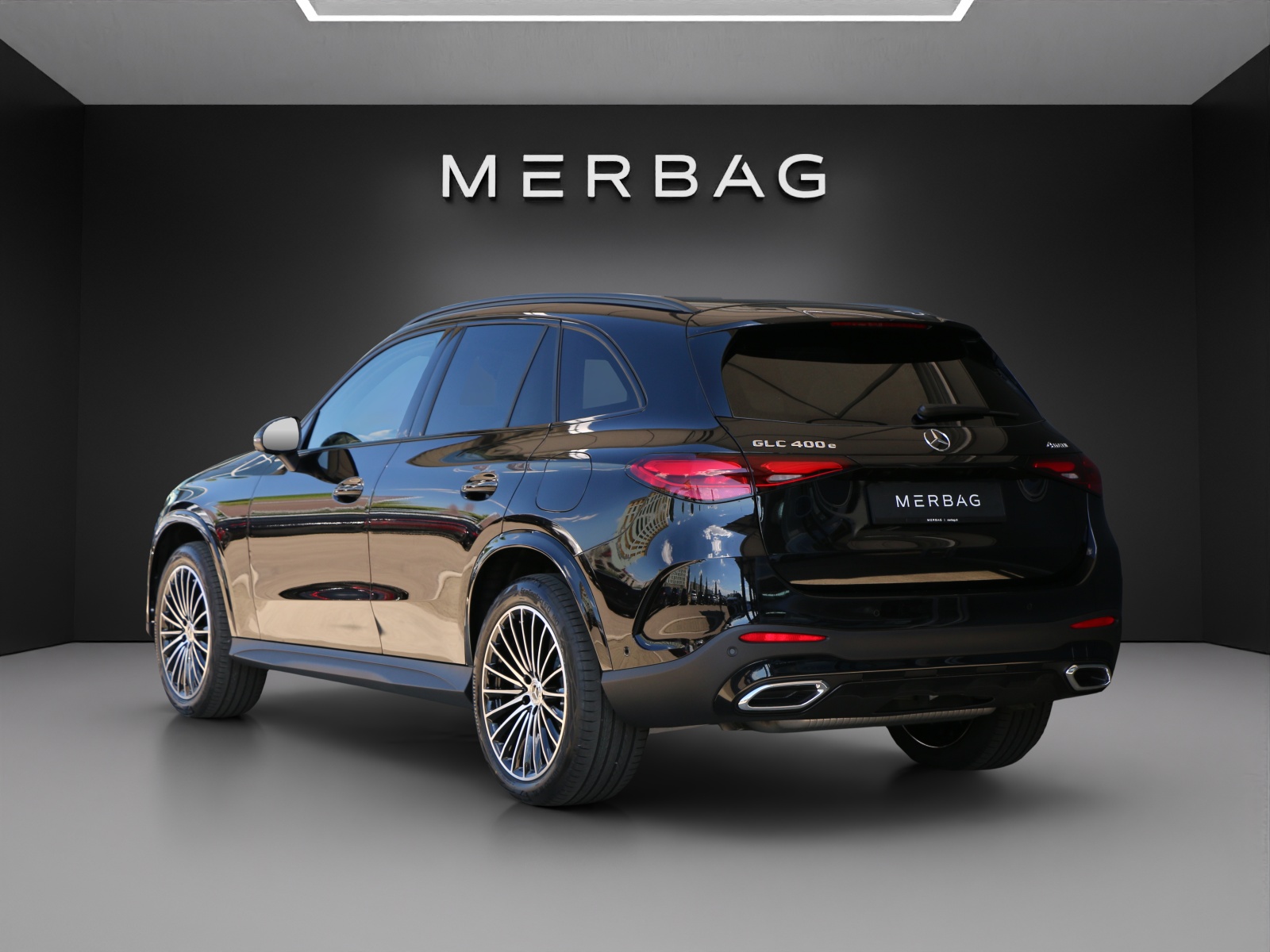 MERCEDES-BENZ GLC 400 e 4MATIC with EQ-Star Hybrid-image-2