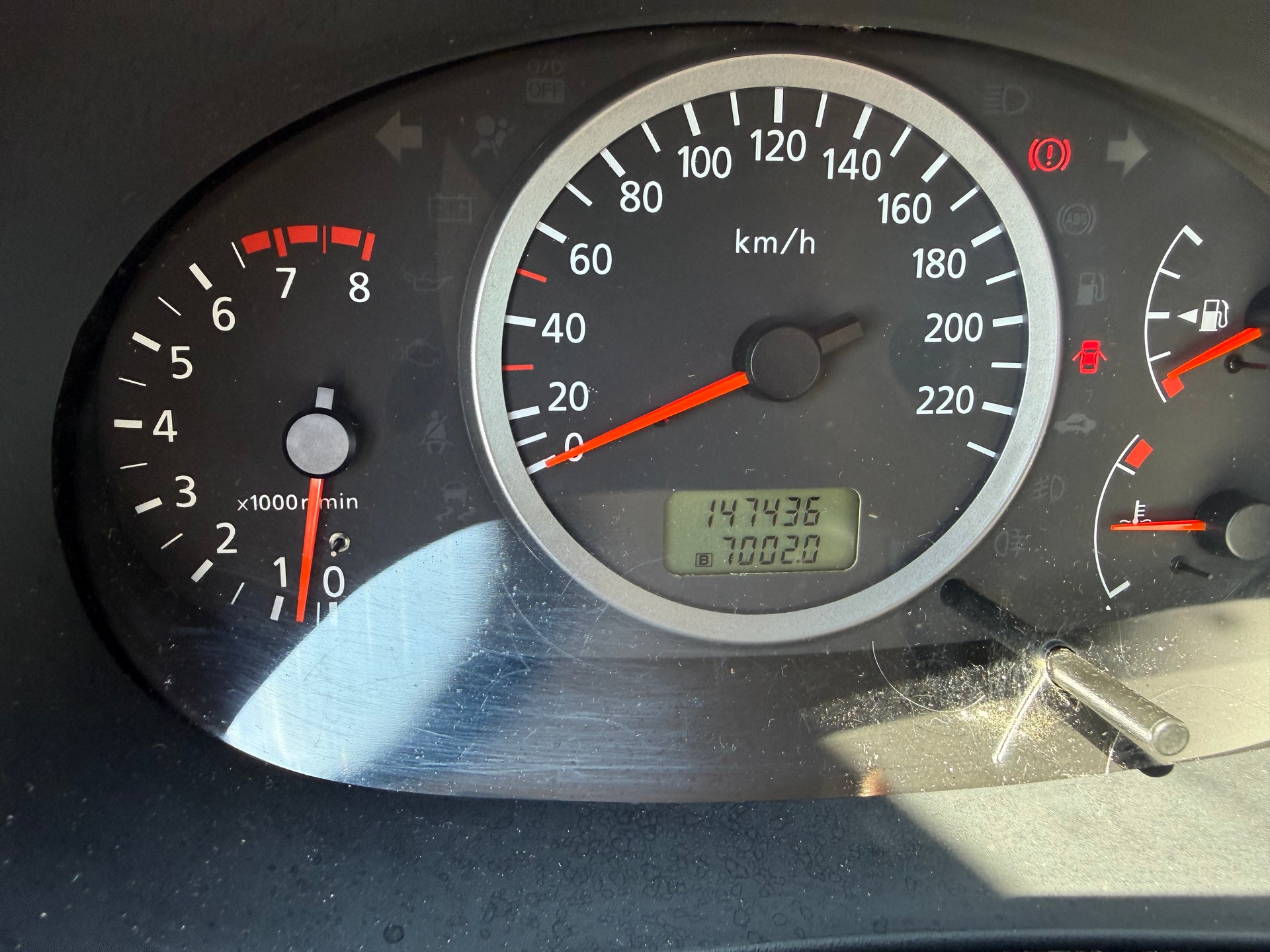 NISSAN Almera Tino 1.8 16V tekna-image-10