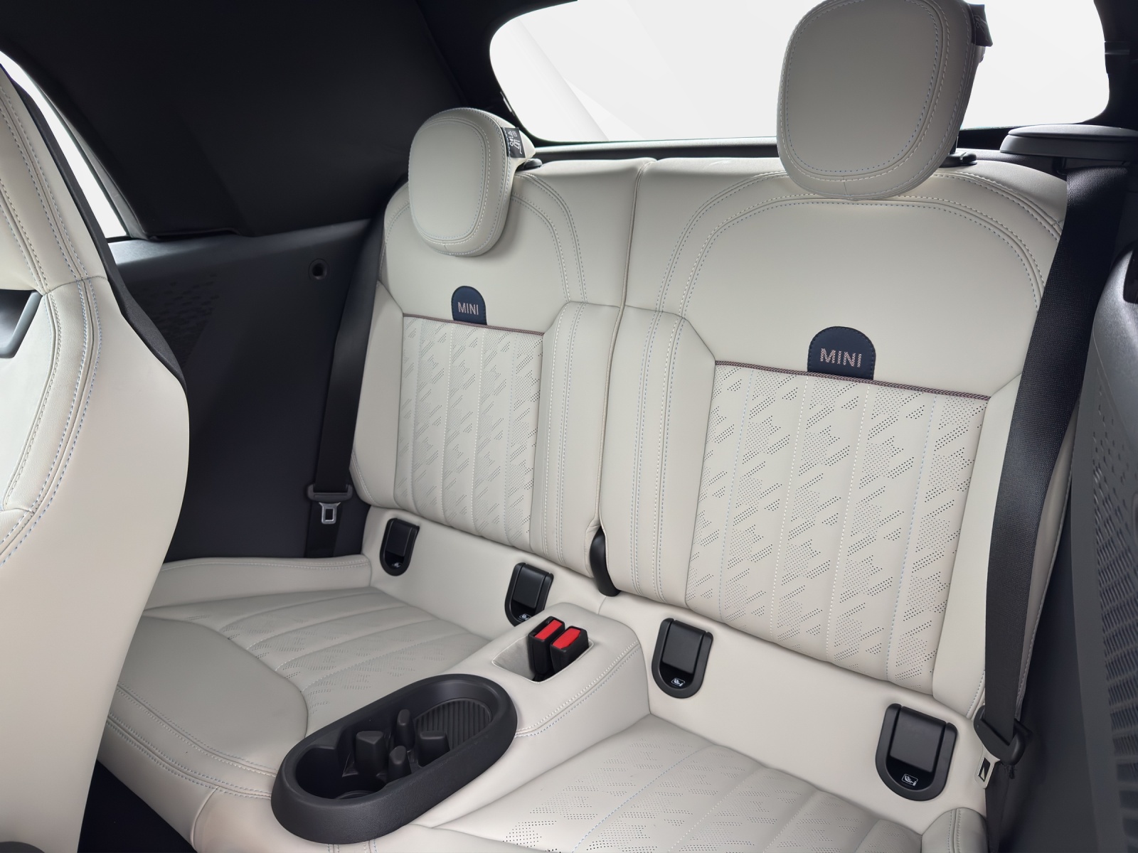 MINI Cooper S Cabriolet DKG-image-18